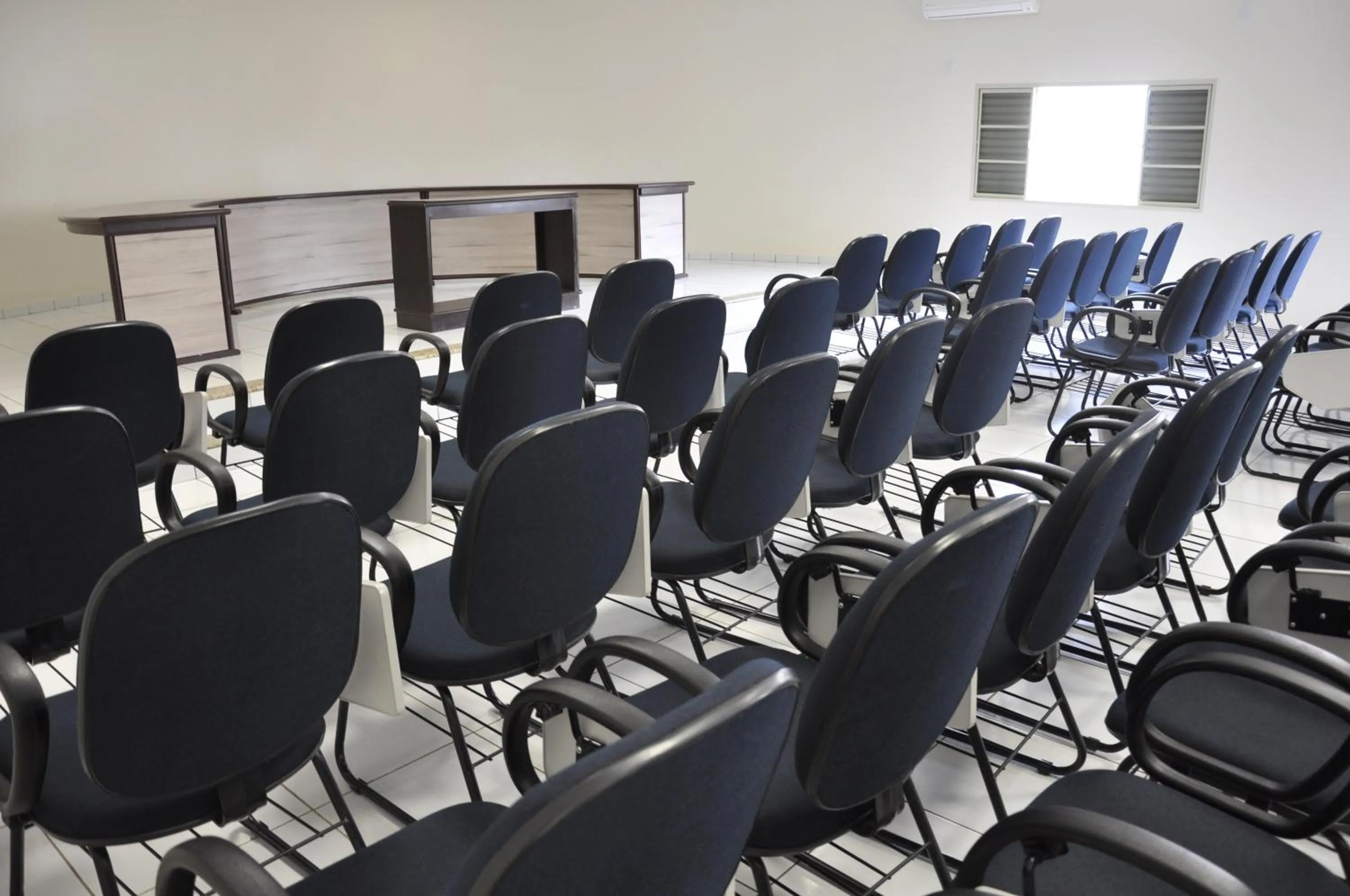 Meeting/conference room in Village Hotel