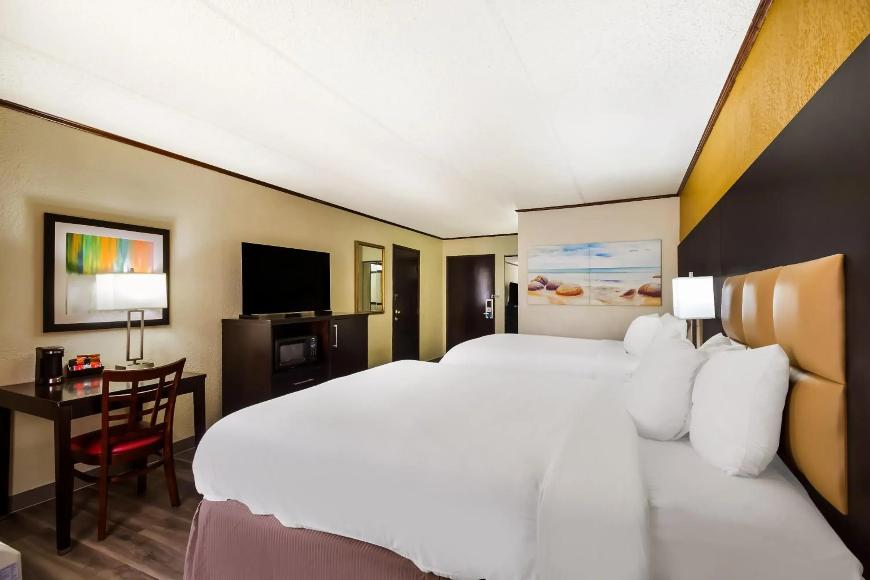 King Suite - Non Smoking in Clarion Pointe Lake Jackson - Clute King Suite - Non Smoking in Clarion Pointe Lake Jackson - Clute