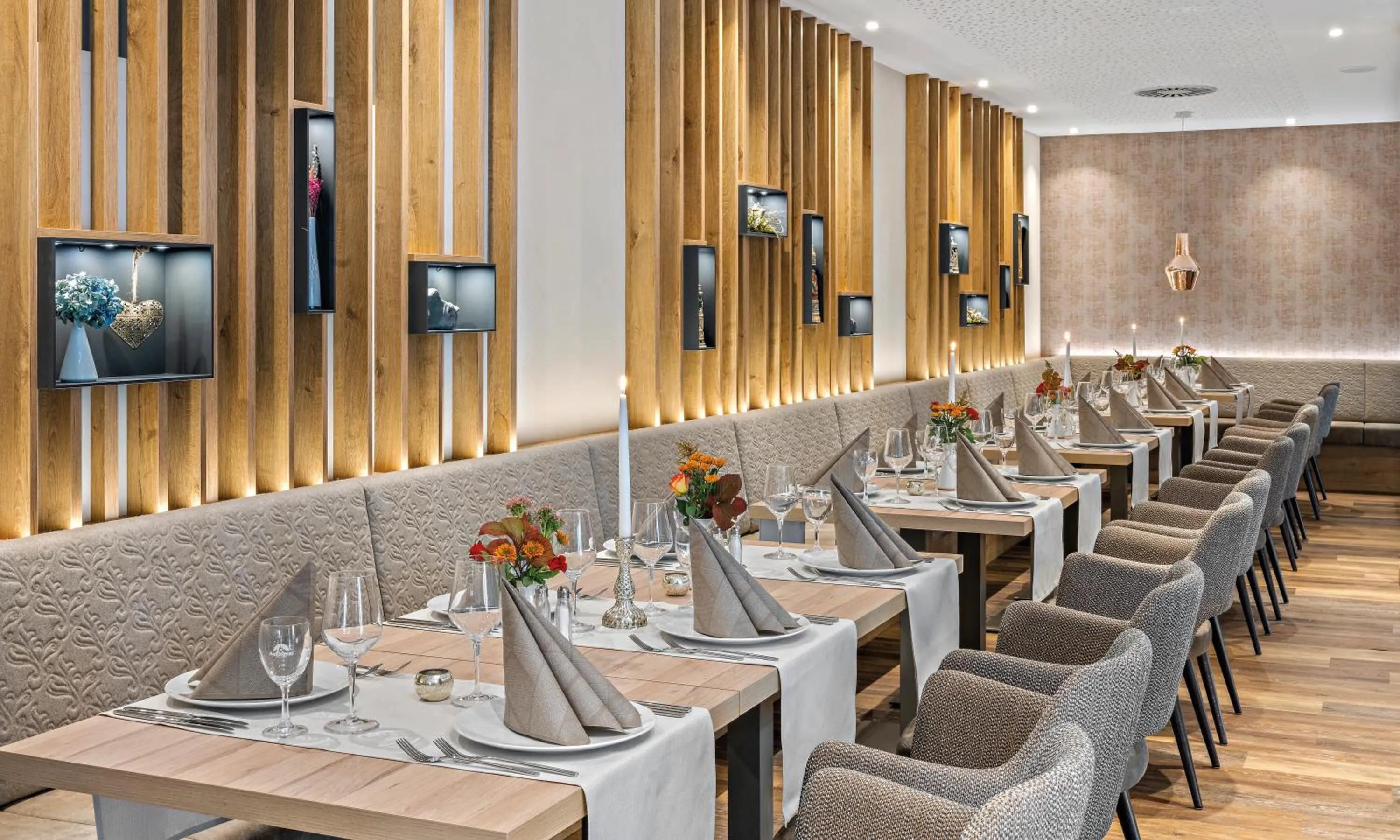 Restaurant/places to eat in Hotel Seeblick