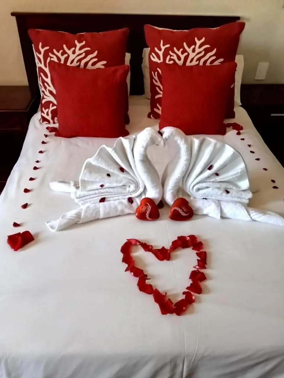 Bedroom, Bed in Hotel 247 @ White River