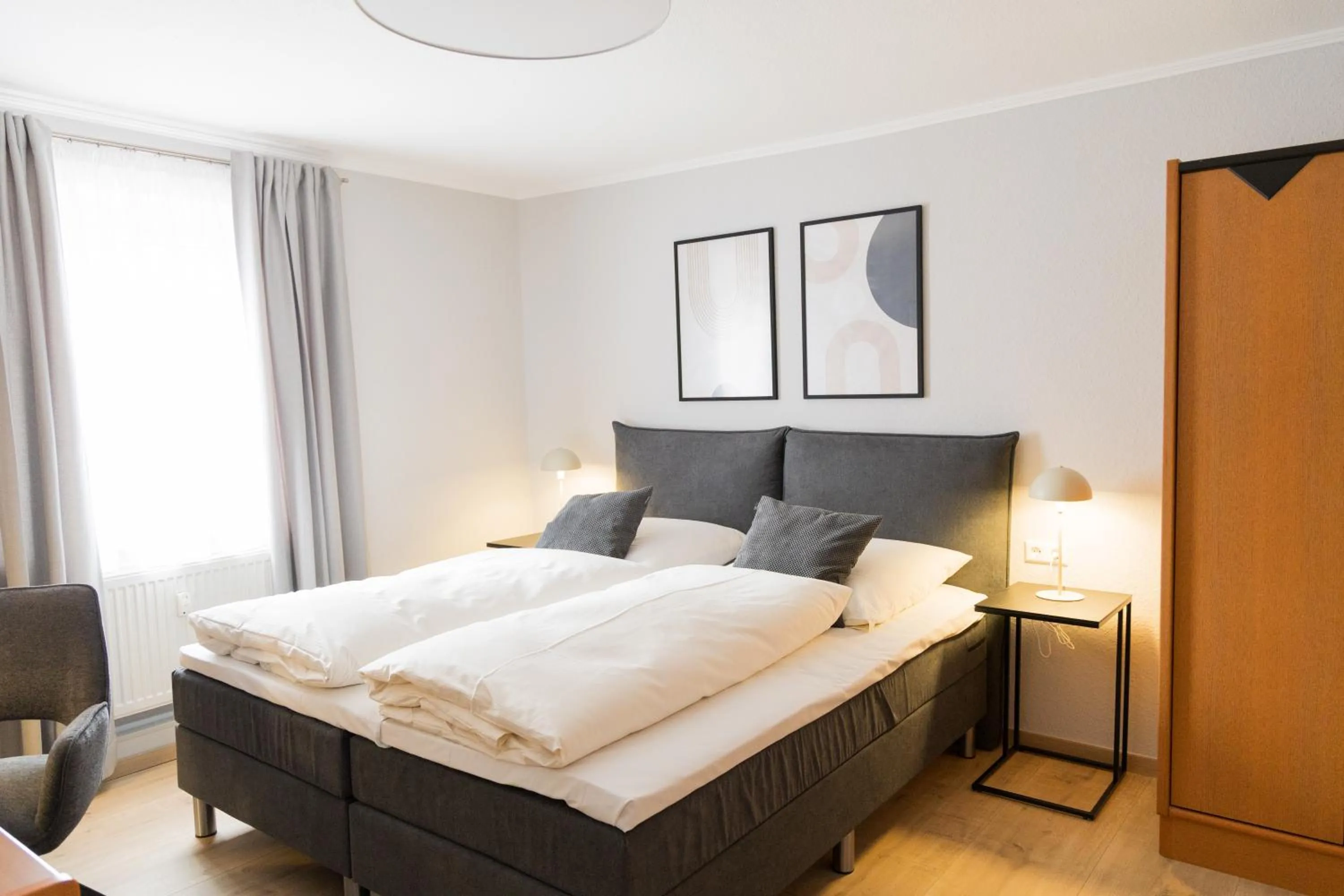 Photo of the whole room, Bed in Hotel Garni Promenade