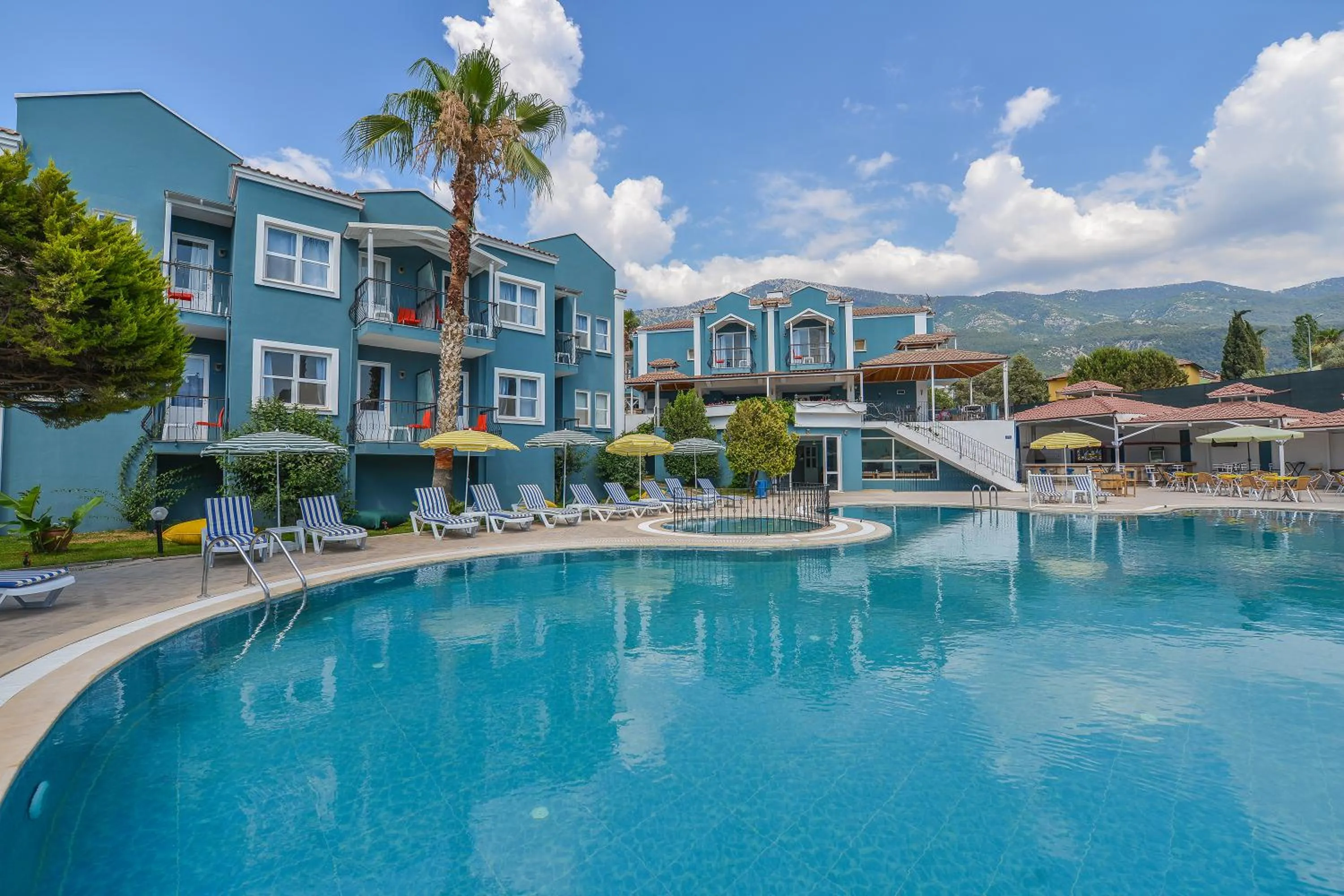 Property building in Blue Pearl Hotel