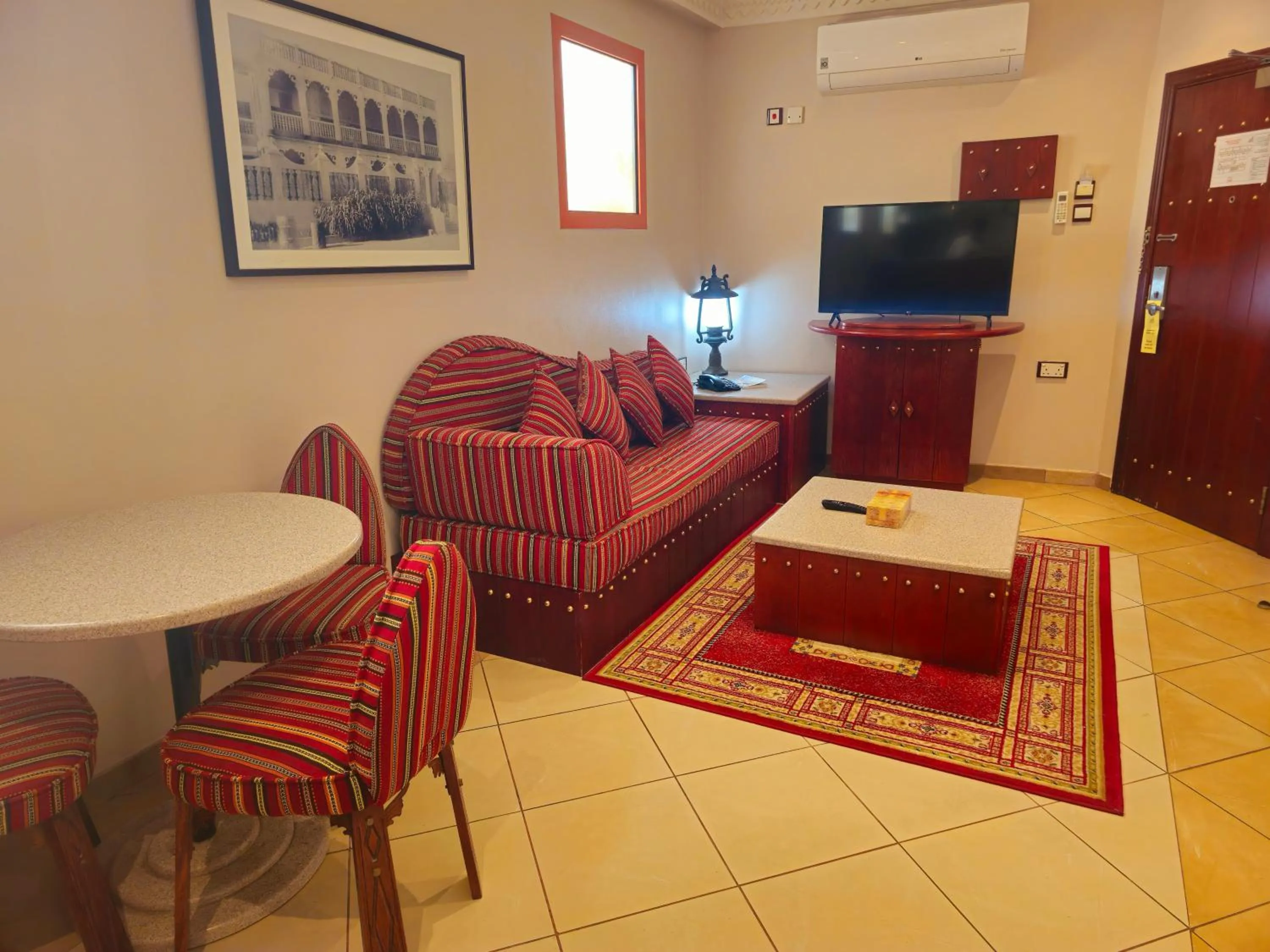 Living room in Al Liwan Suites