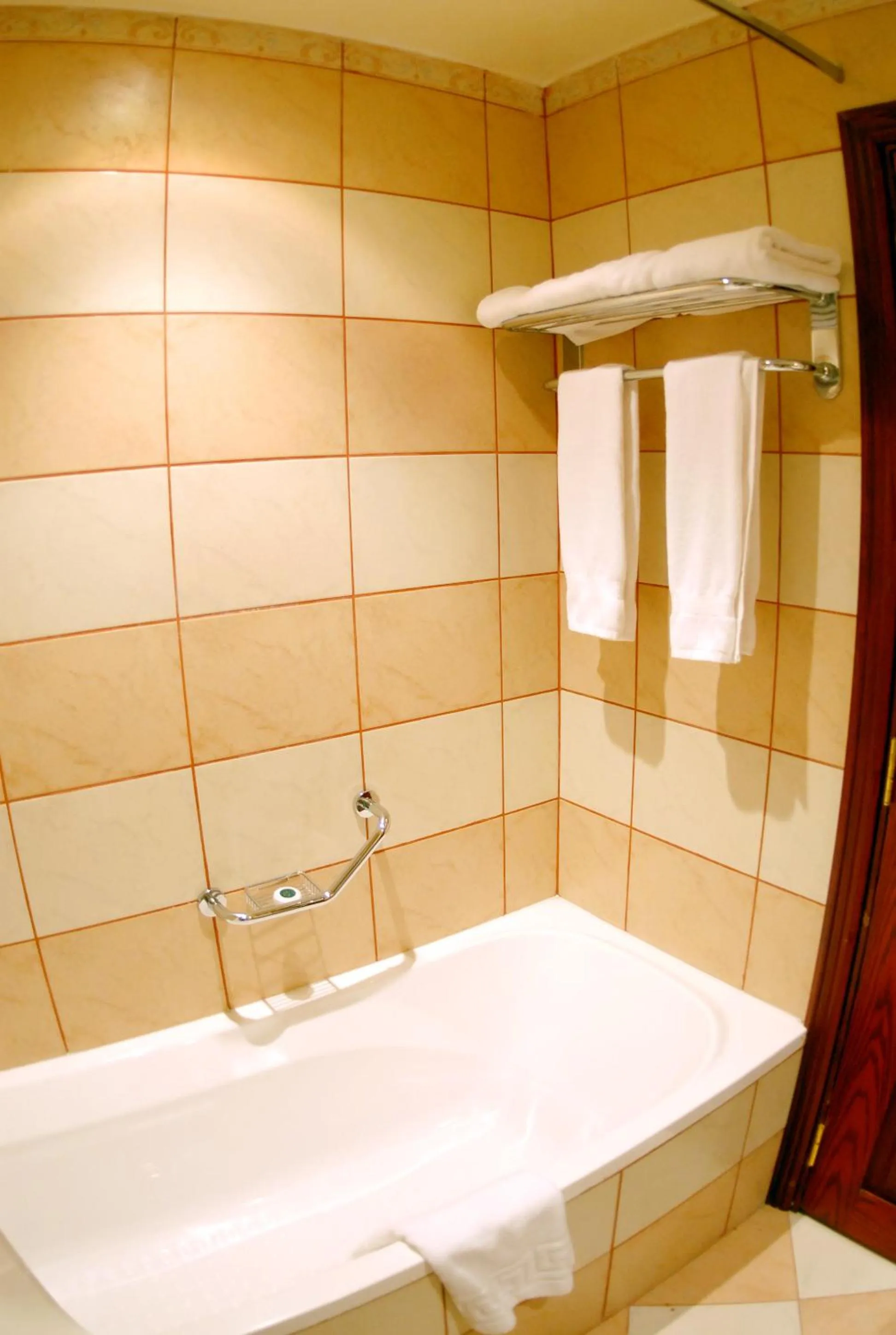 Bathroom in Al Liwan Suites