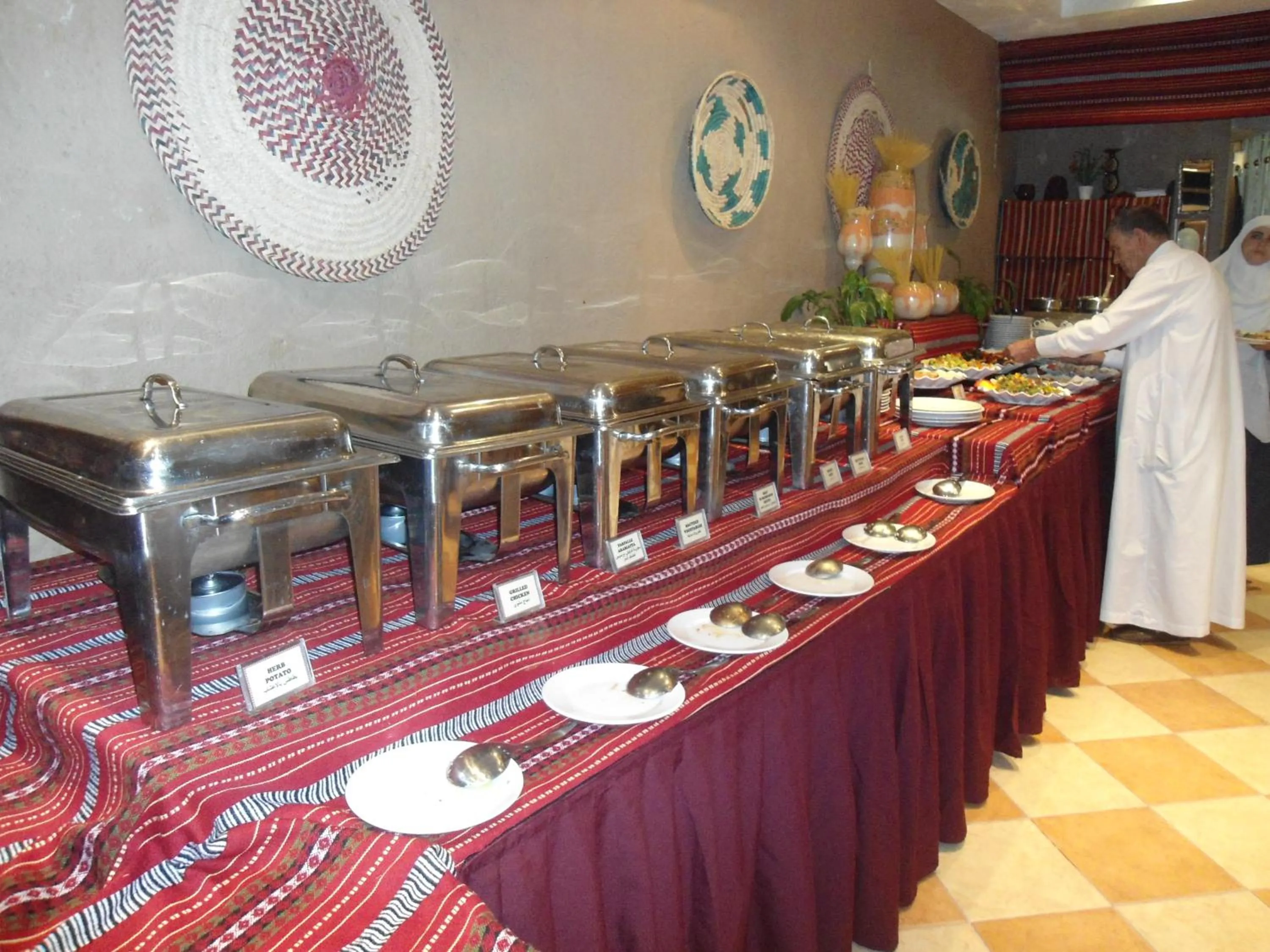 Dining area in Al Liwan Suites