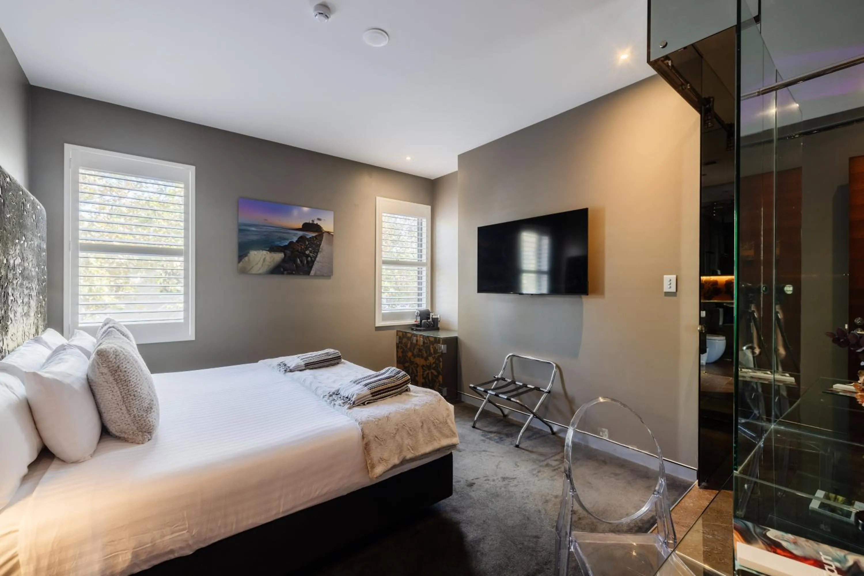 Bed in Junction Hotel