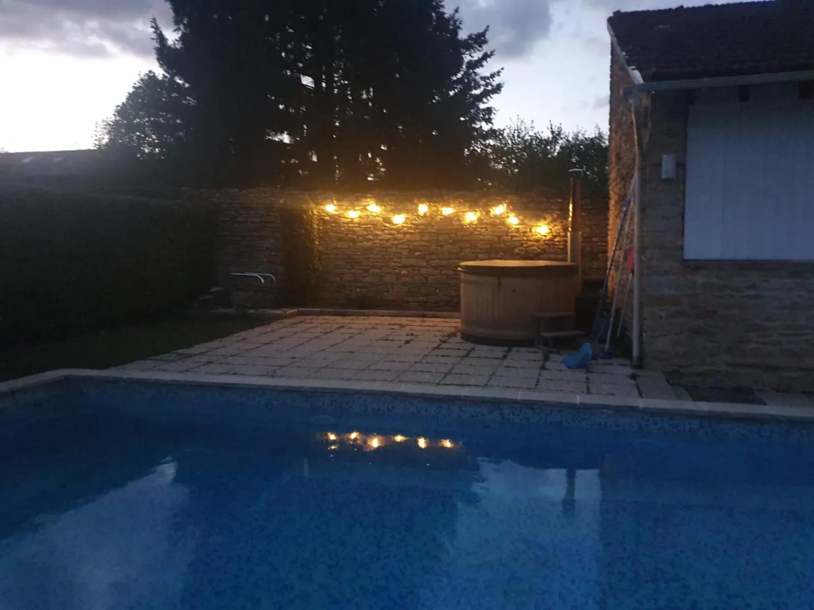 Hot Tub in Le Saint-Hilaire