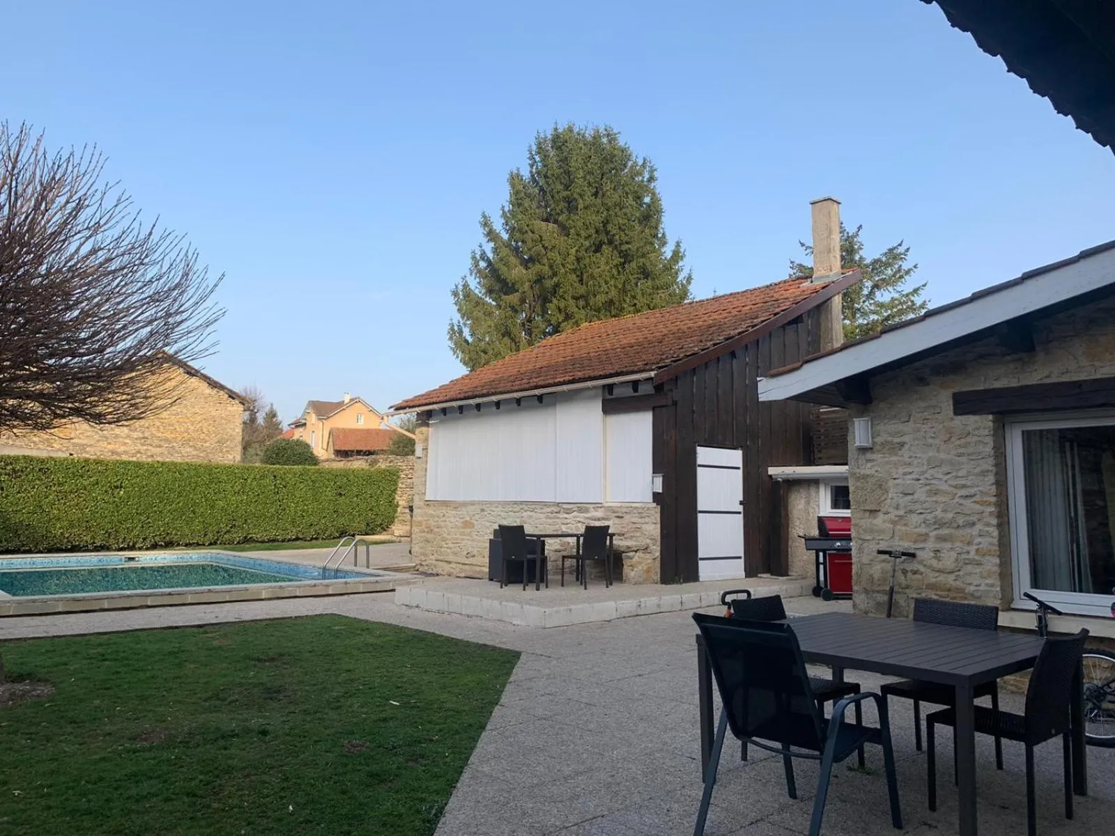 Swimming pool in Le Saint-Hilaire