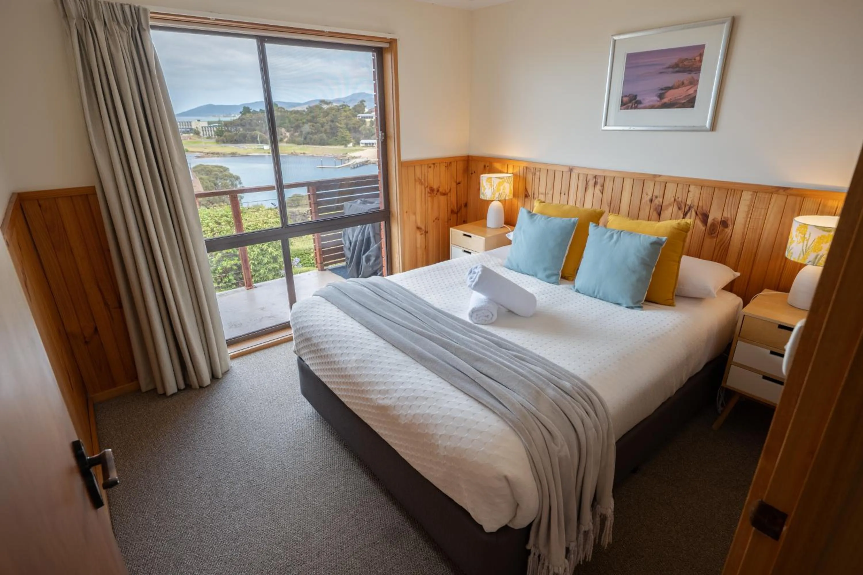 Natural landscape, Bed in Blue Seas Holiday Villas