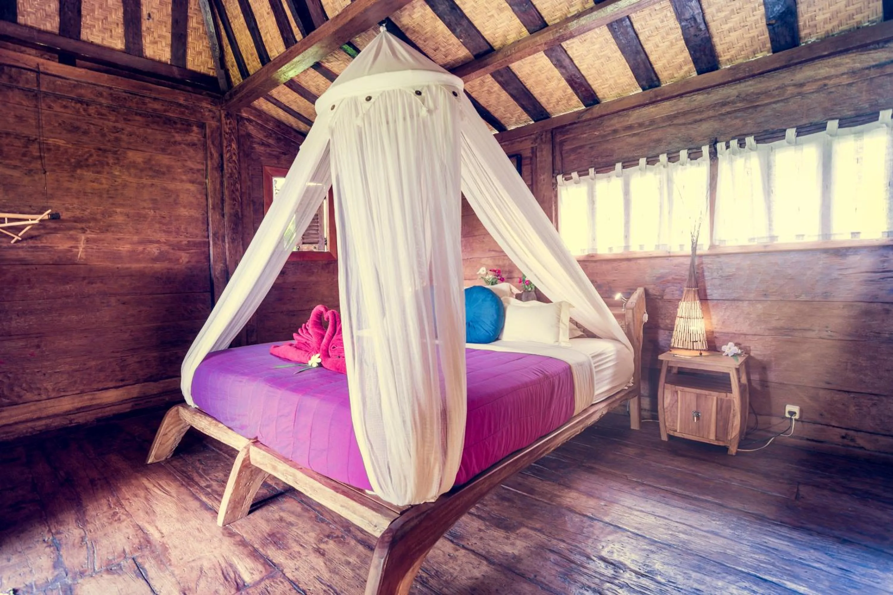 Bedroom, Bed in Dragonfly Village
