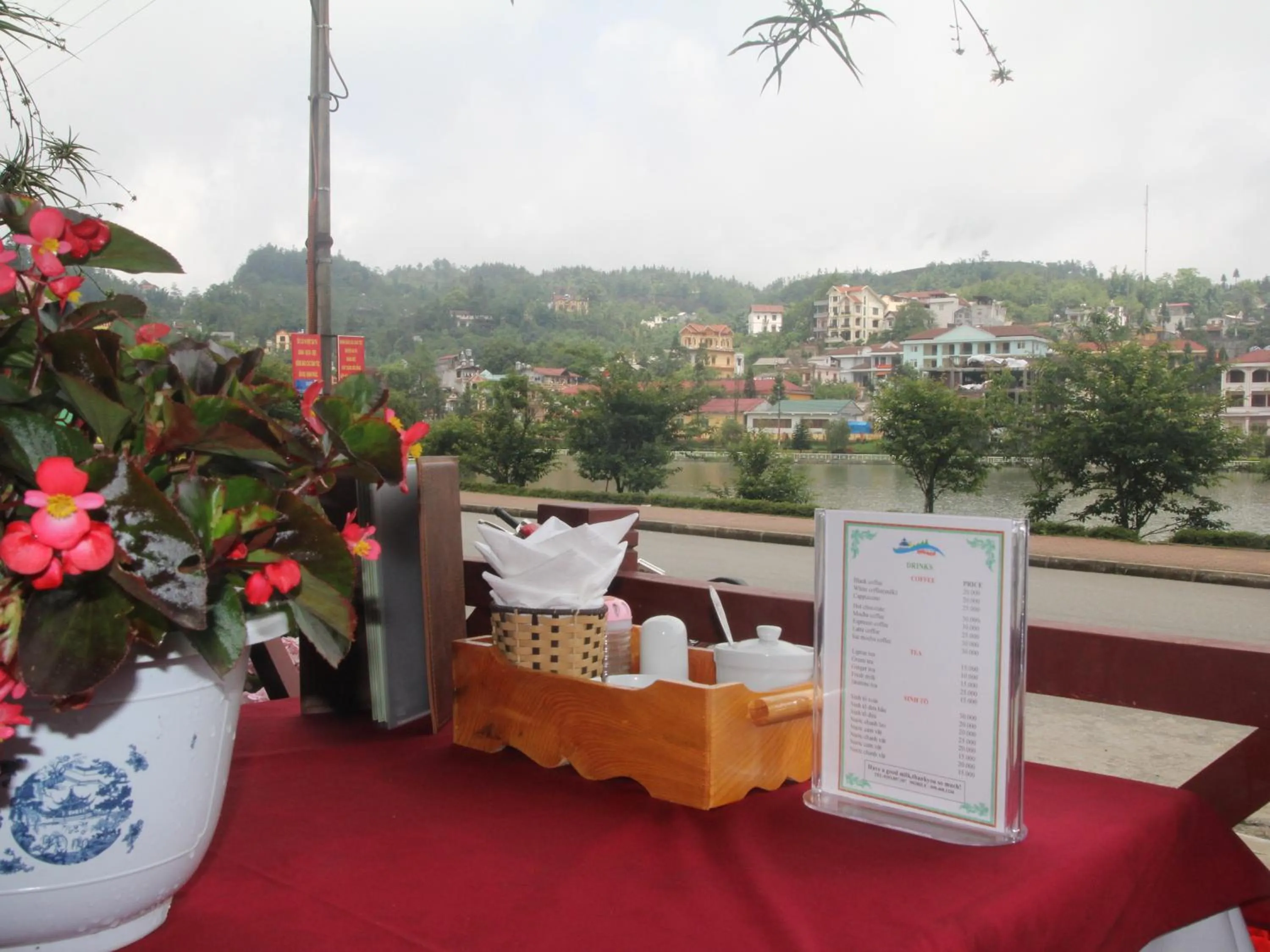 Restaurant/places to eat in Sapa Lake View Hotel