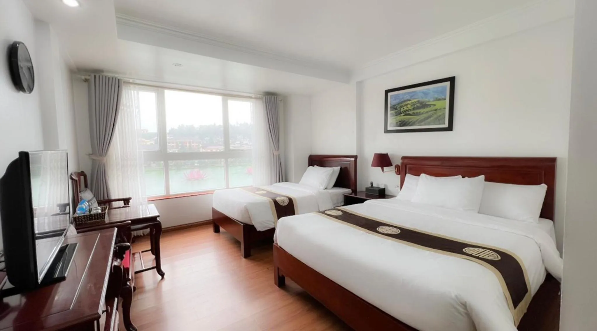 Bed in Sapa Lake View Hotel