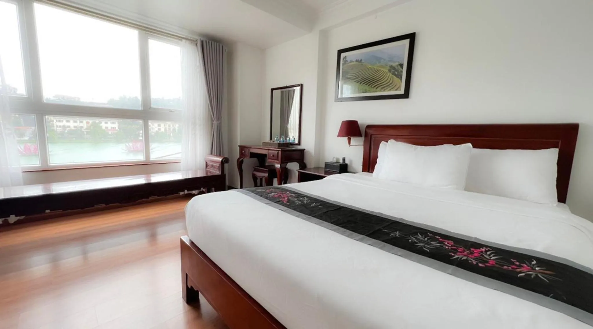 Bed in Sapa Lake View Hotel