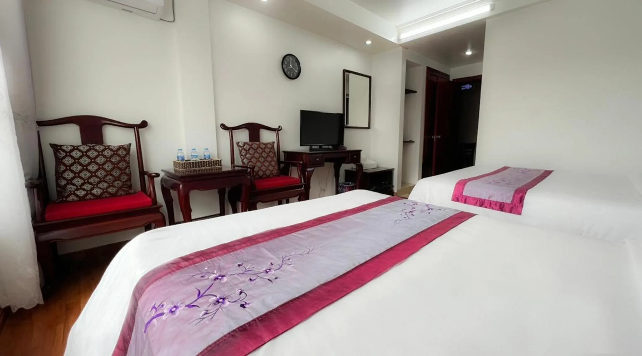 Bed in Sapa Lake View Hotel