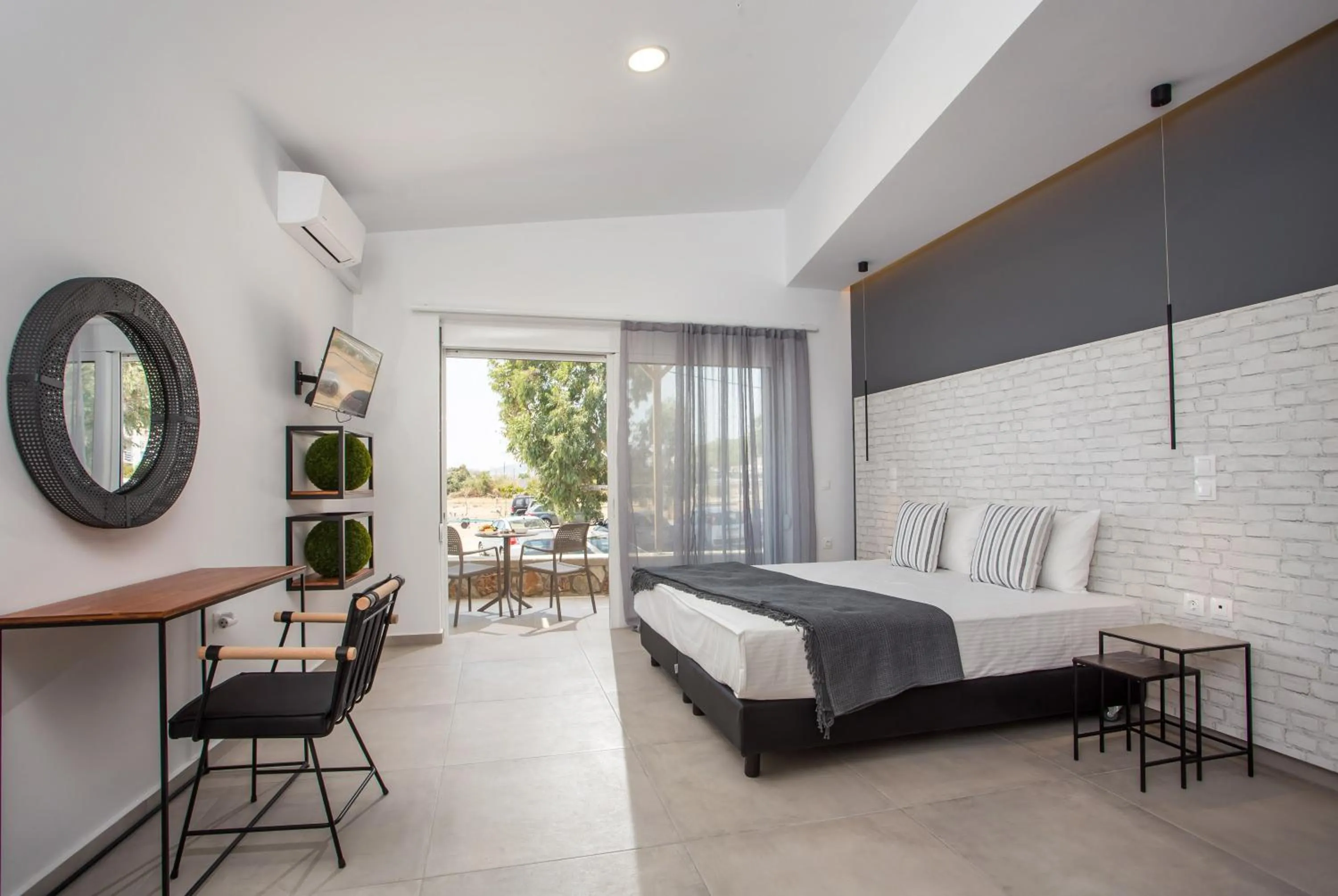 Bedroom, Bed in Marini Seaside