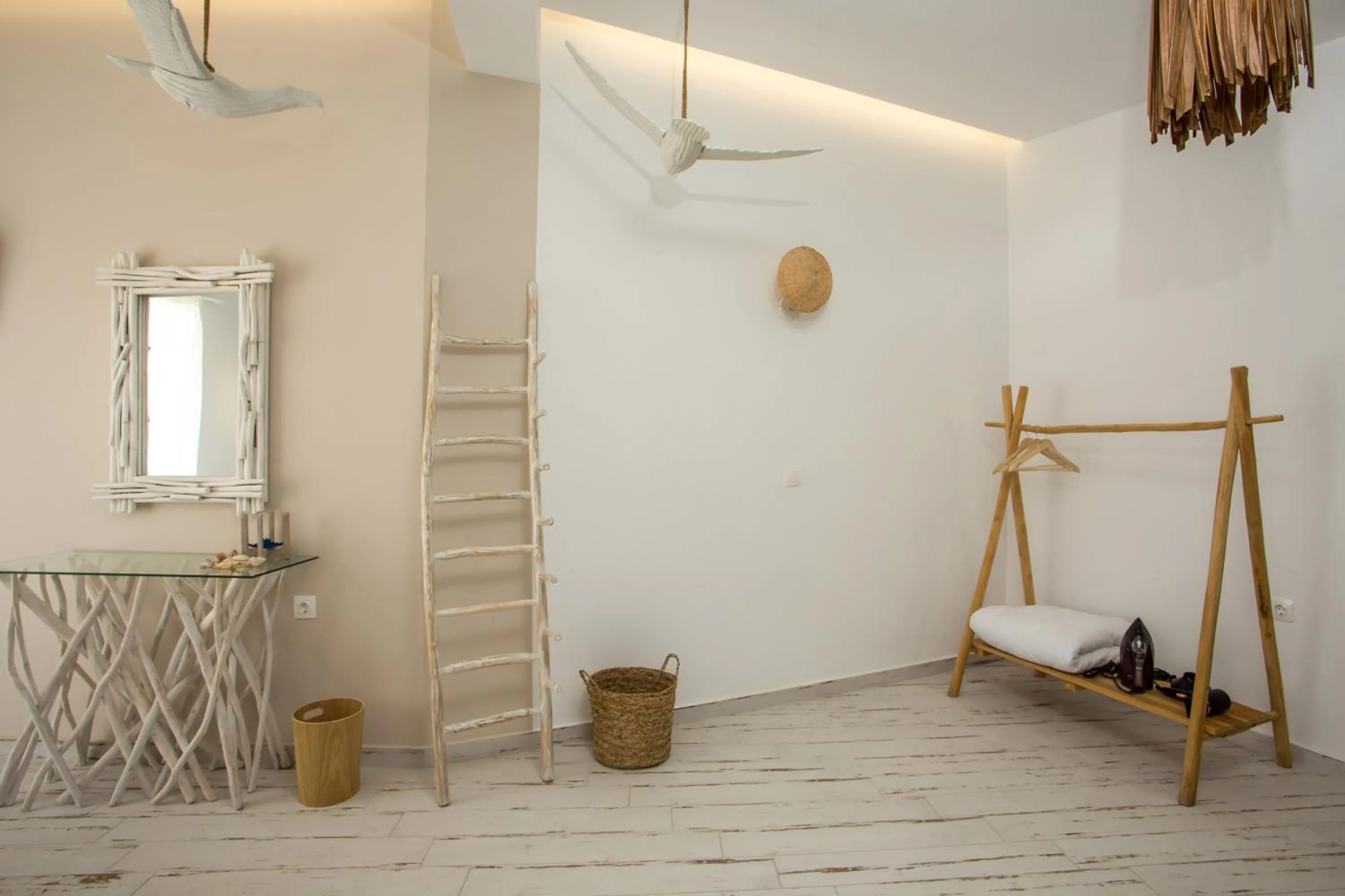 Decorative detail in Marini Seaside