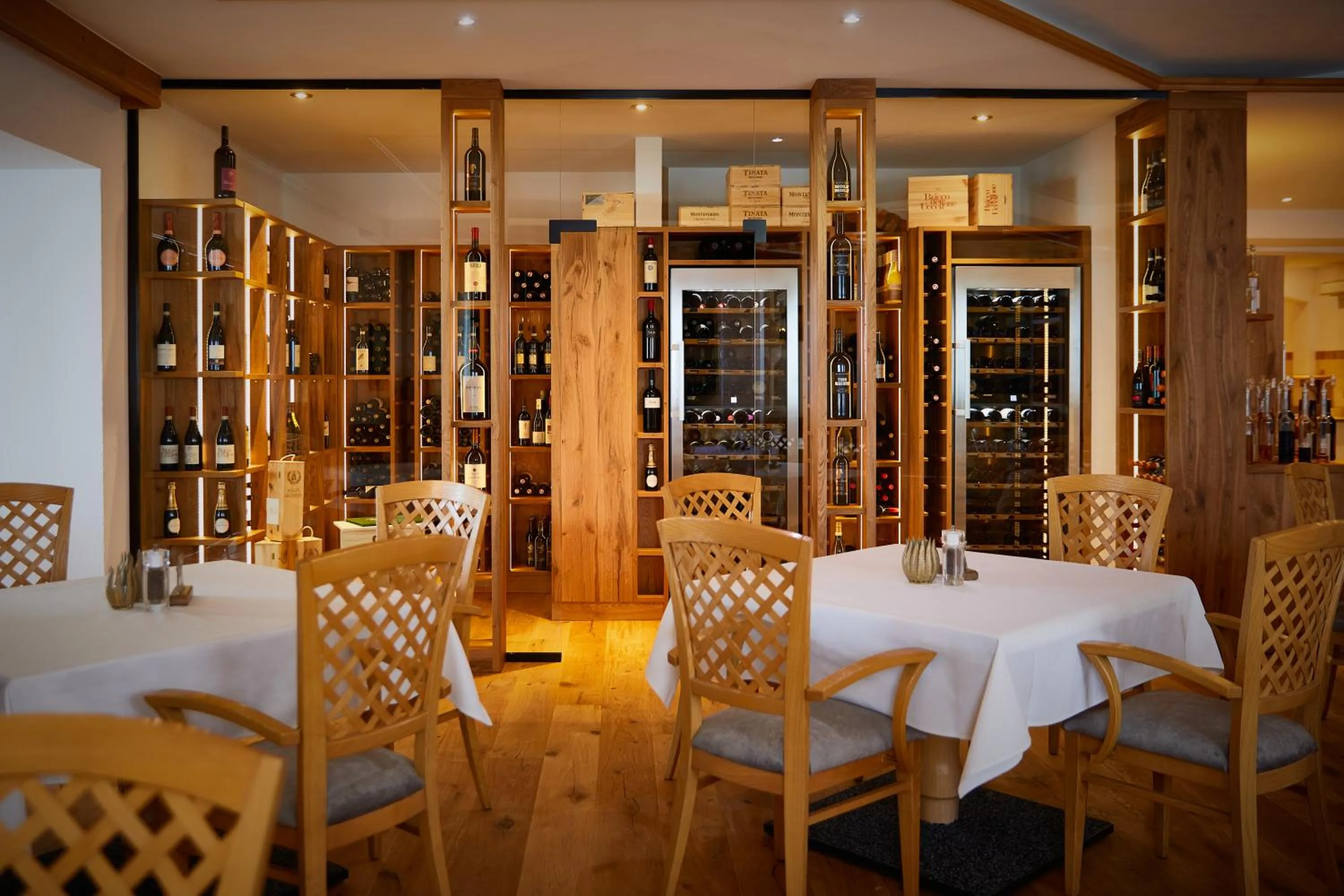 Restaurant/places to eat in Hanusel Hof Wellness & Genuss in Panoramalage