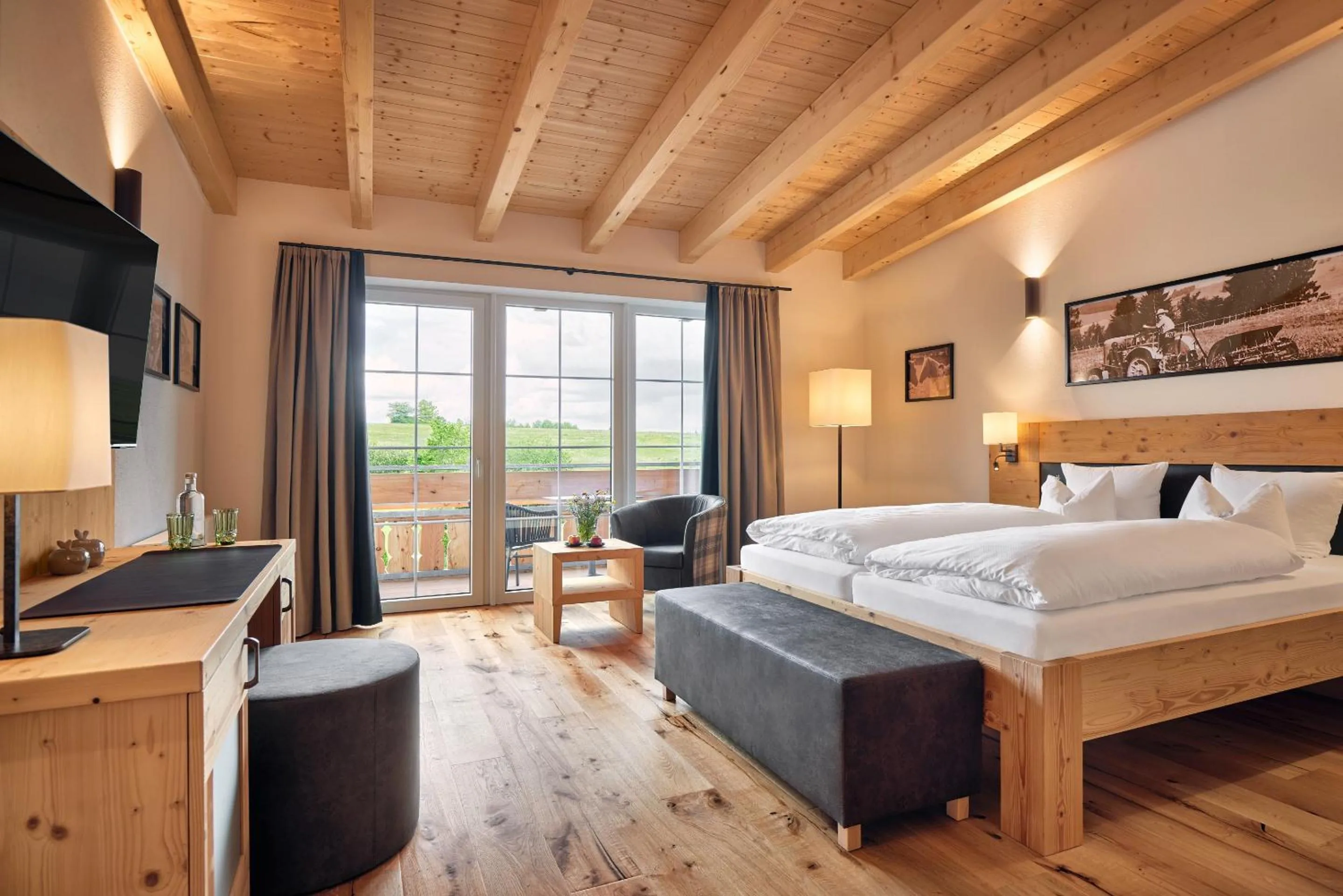 Photo of the whole room, Bed in Hanusel Hof Wellness & Genuss in Panoramalage