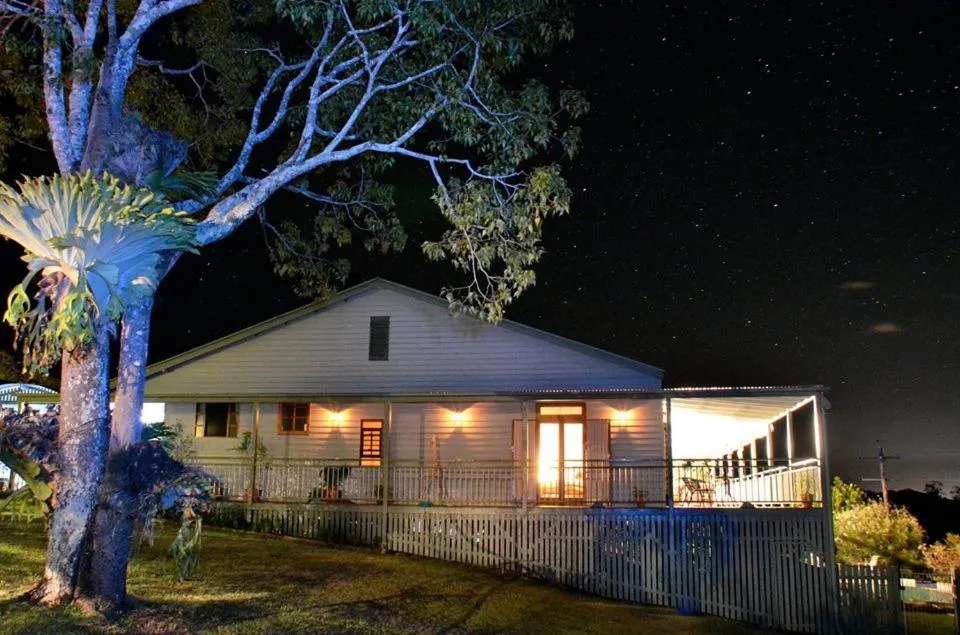 Property building in Amamoor Lodge