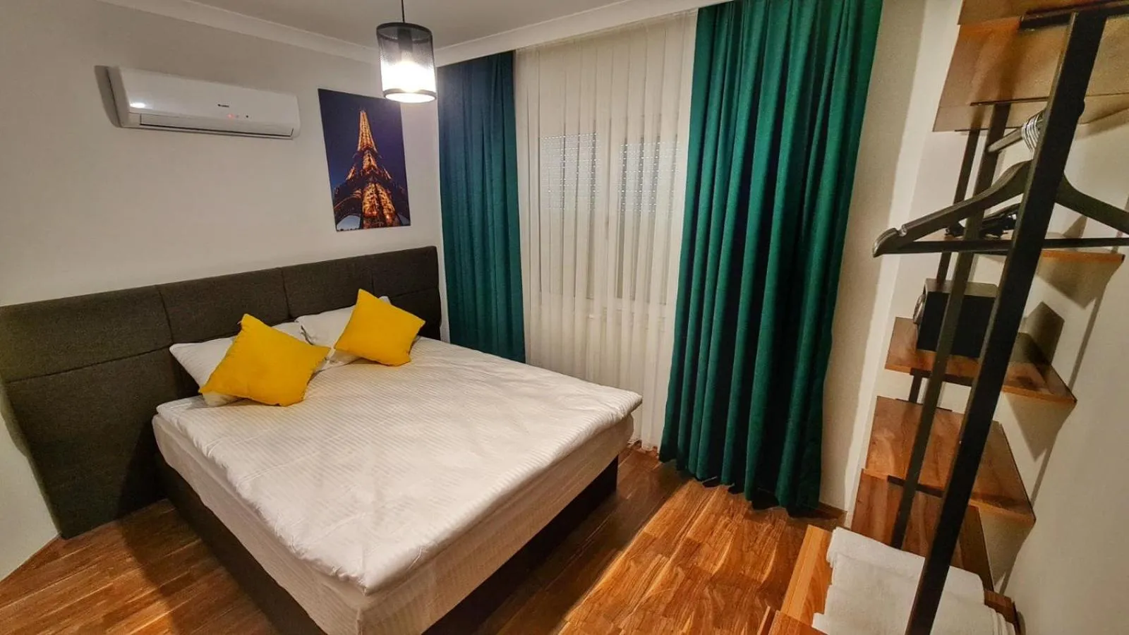 Bed in Letstay Sweet Home Yellow