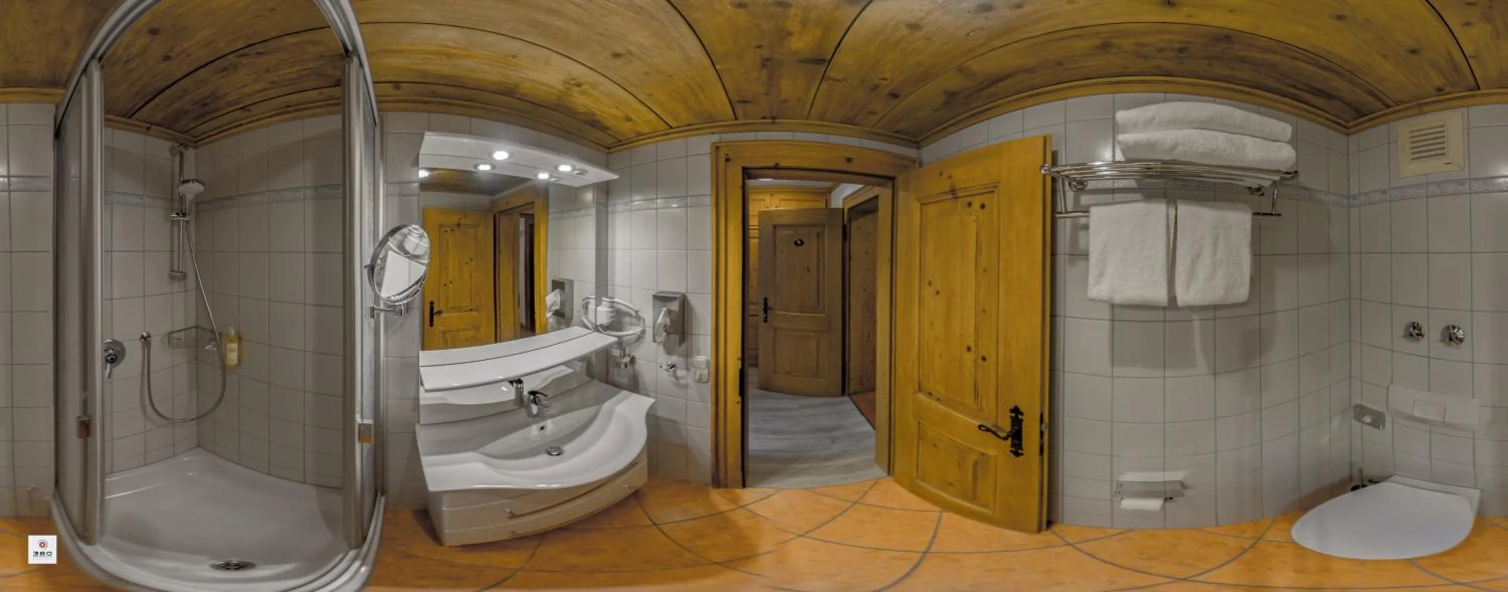 Bathroom in Landhotel Lärchenhügel