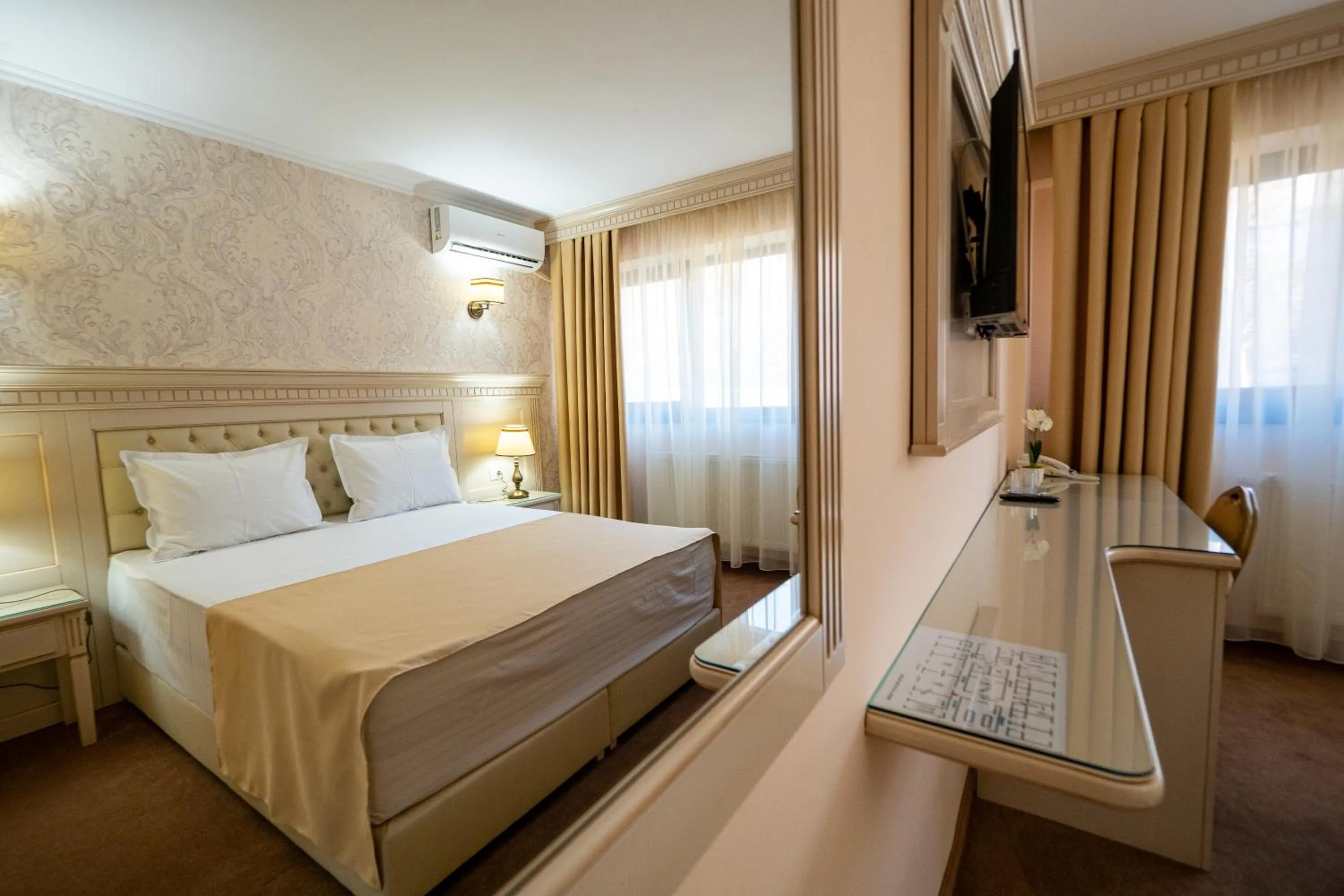 Bed in Hotel Orient Galati