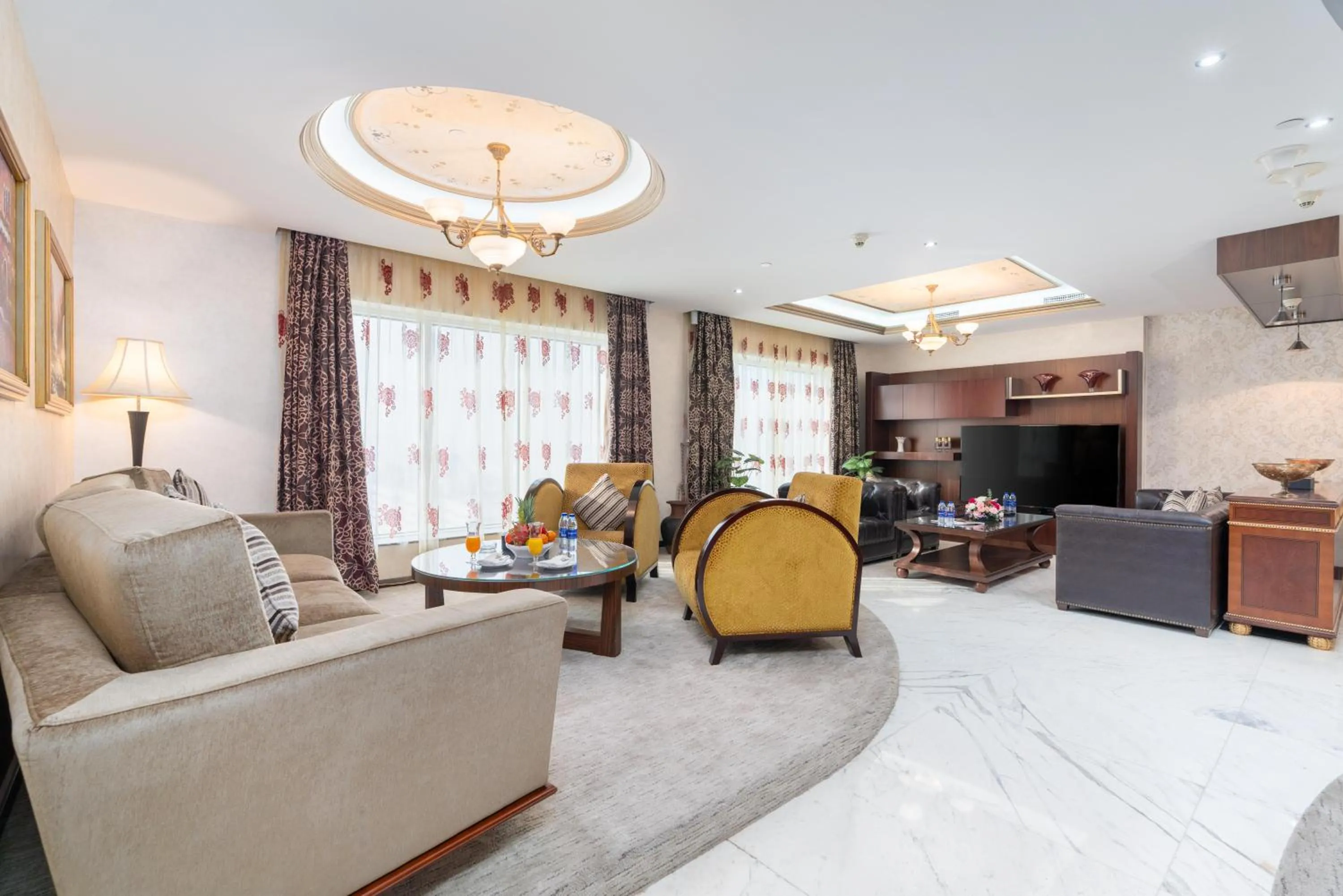 Seating area in Samaya Hotel Deira