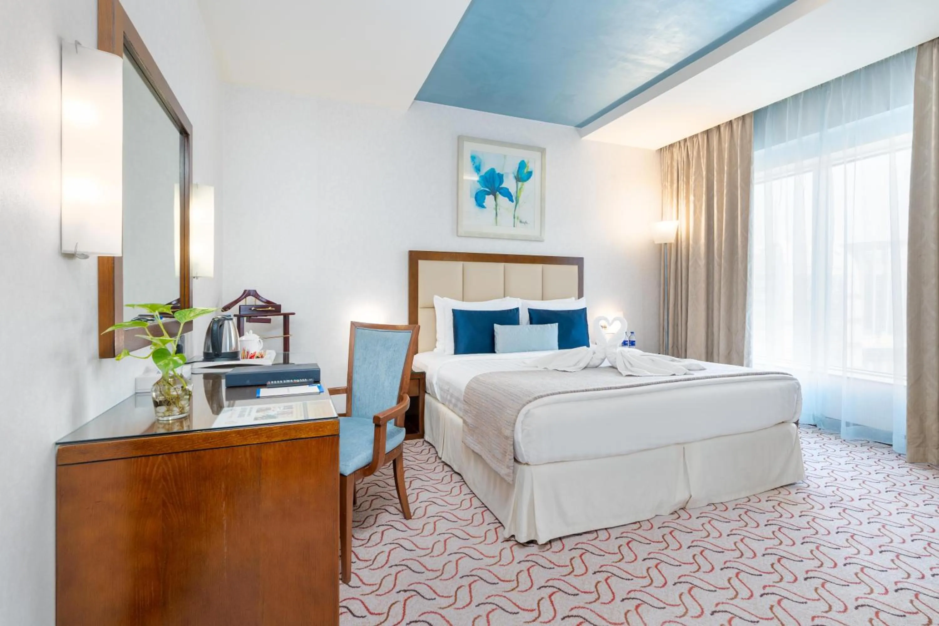 Bedroom, Bed in Samaya Hotel Deira