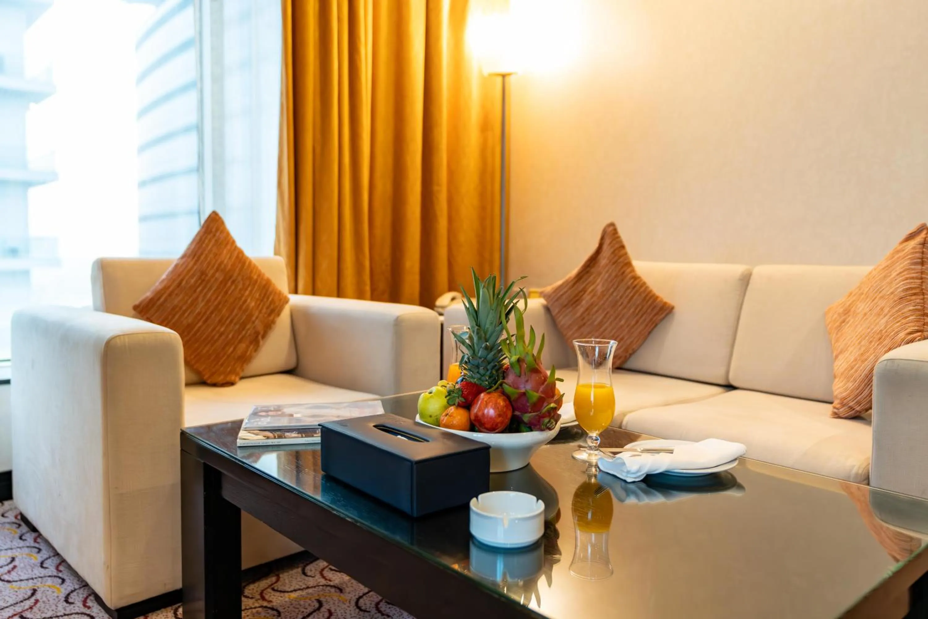 Seating area in Samaya Hotel Deira