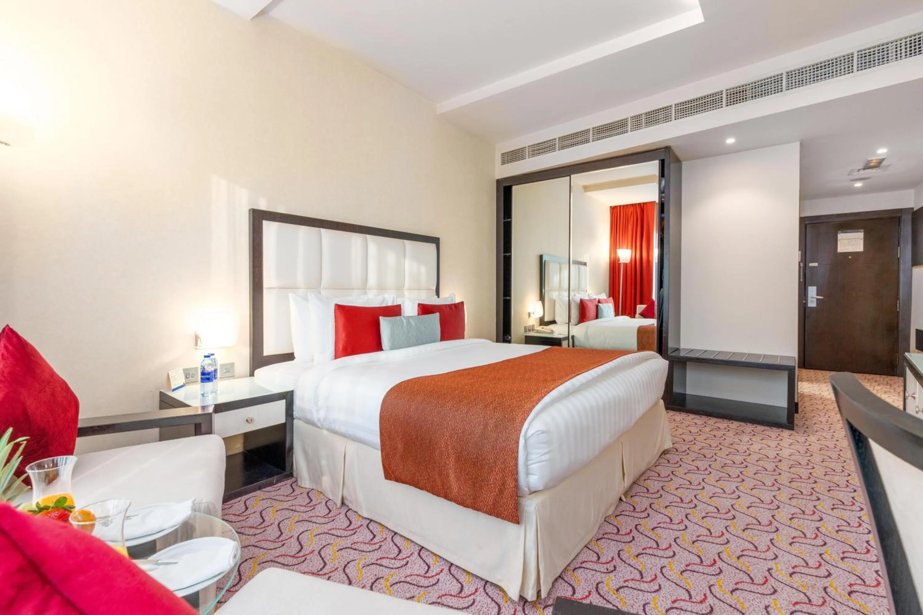 Bed in Samaya Hotel Deira