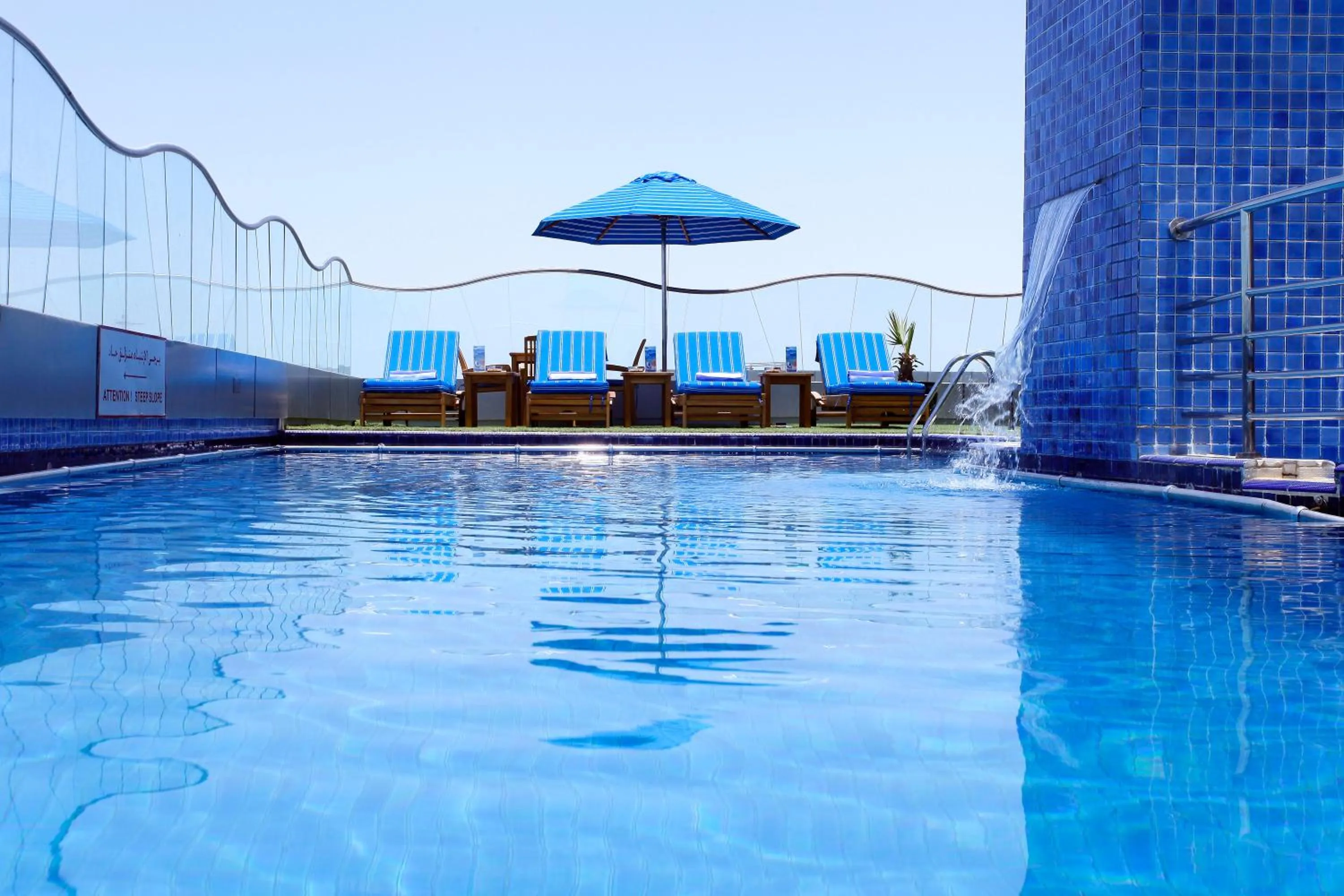 Swimming pool in Samaya Hotel Deira
