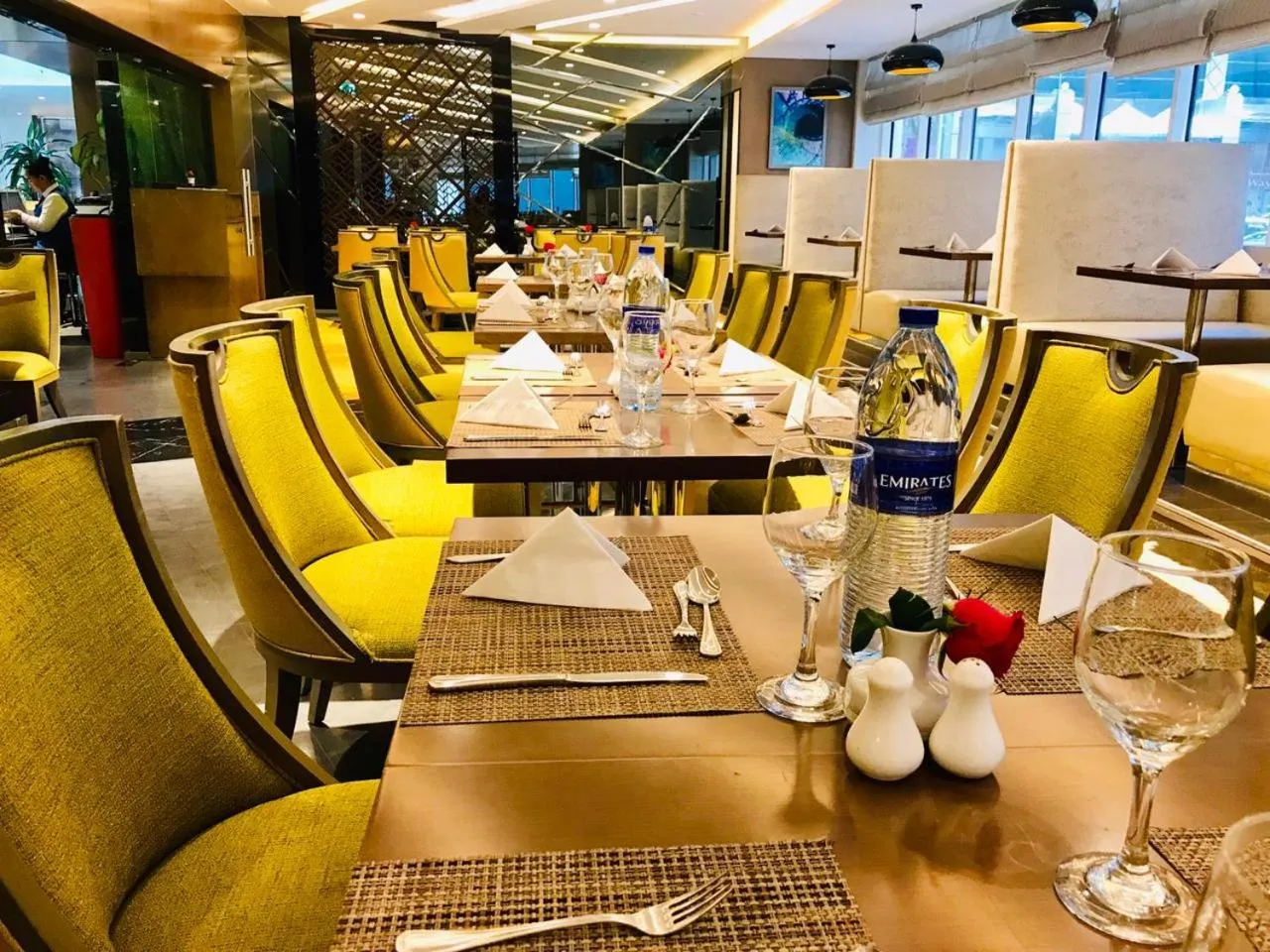Restaurant/places to eat in Samaya Hotel Deira