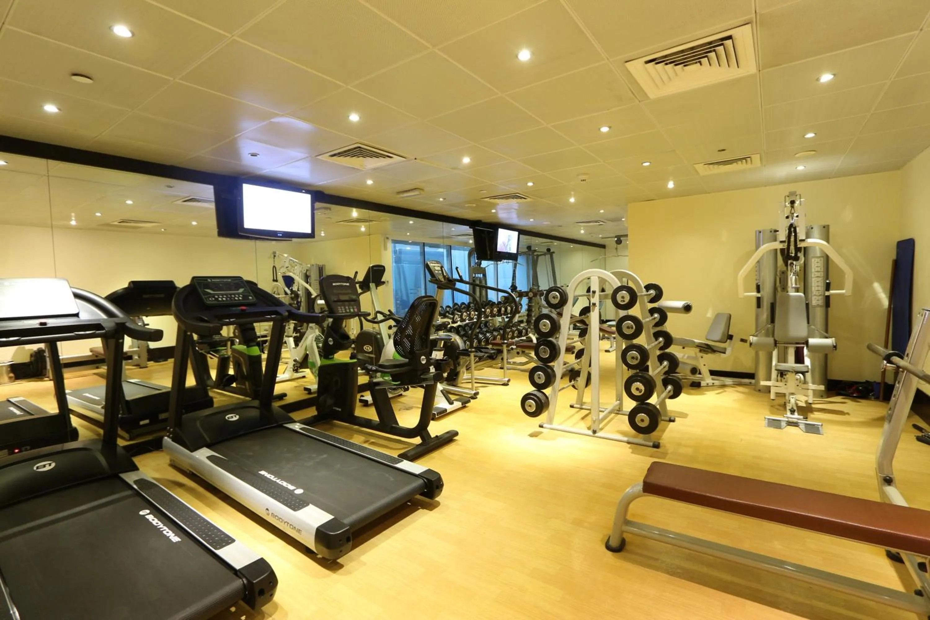 Fitness centre/facilities in Samaya Hotel Deira