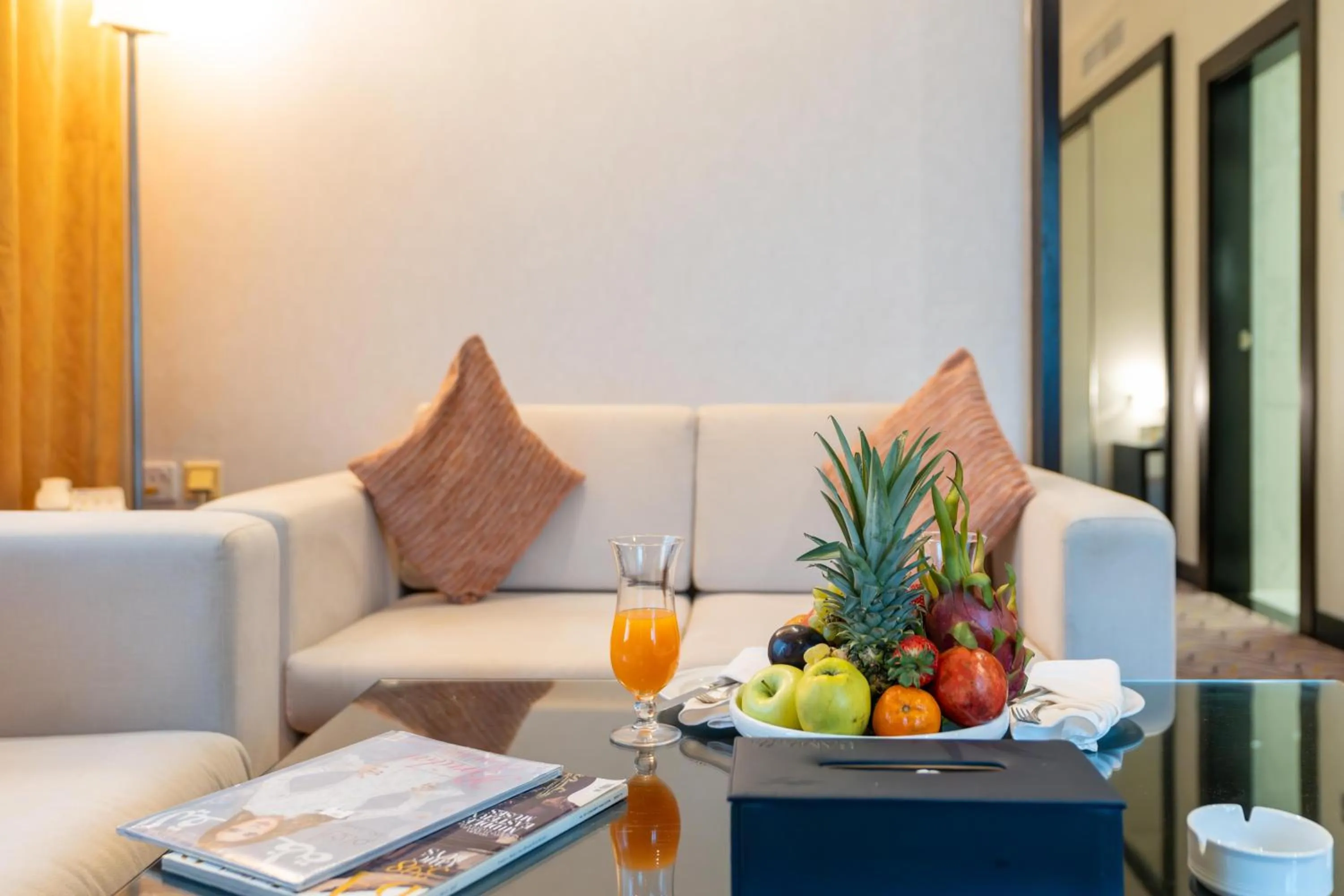 Seating area in Samaya Hotel Deira