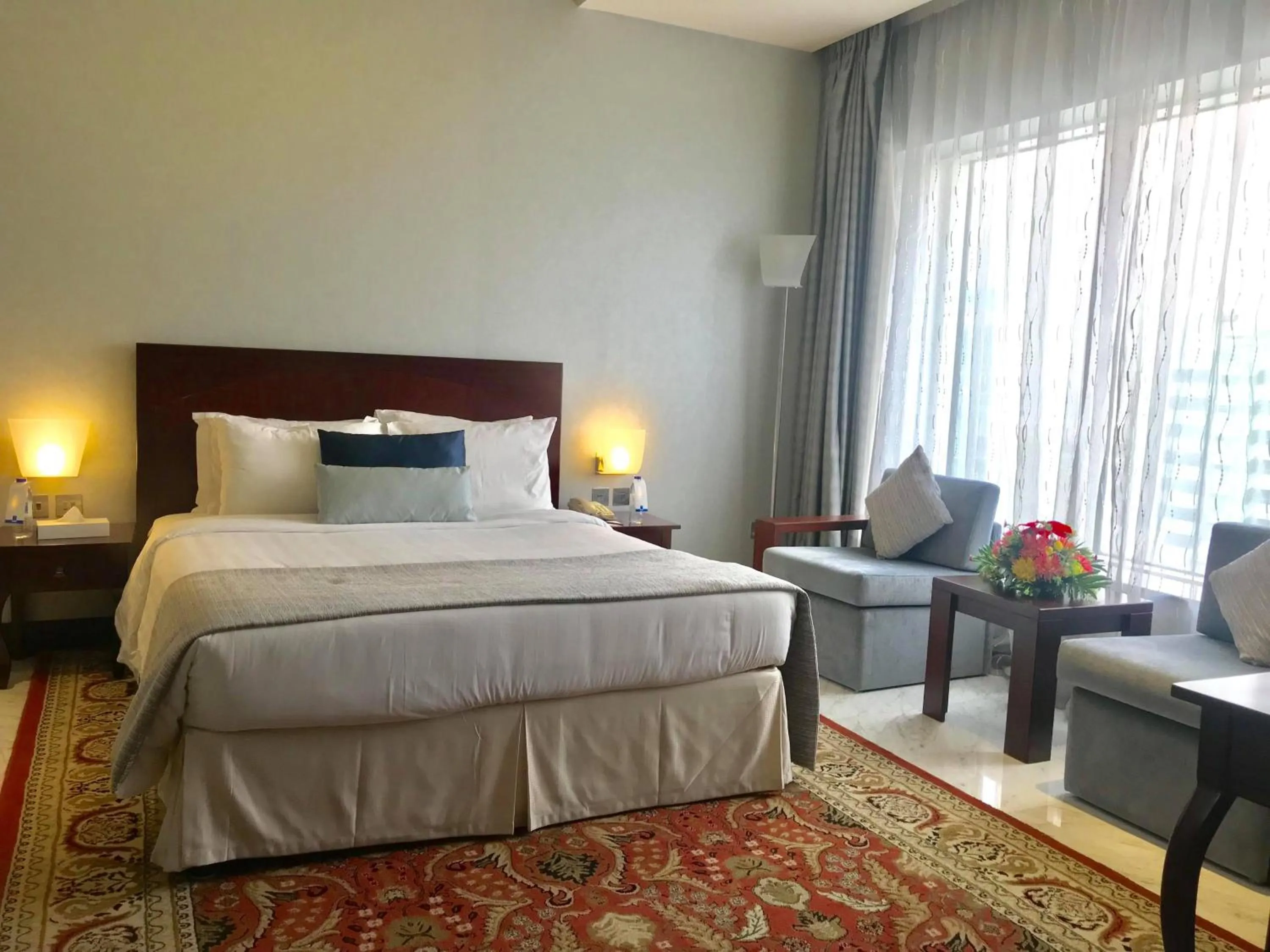 Bedroom, Bed in Samaya Hotel Deira