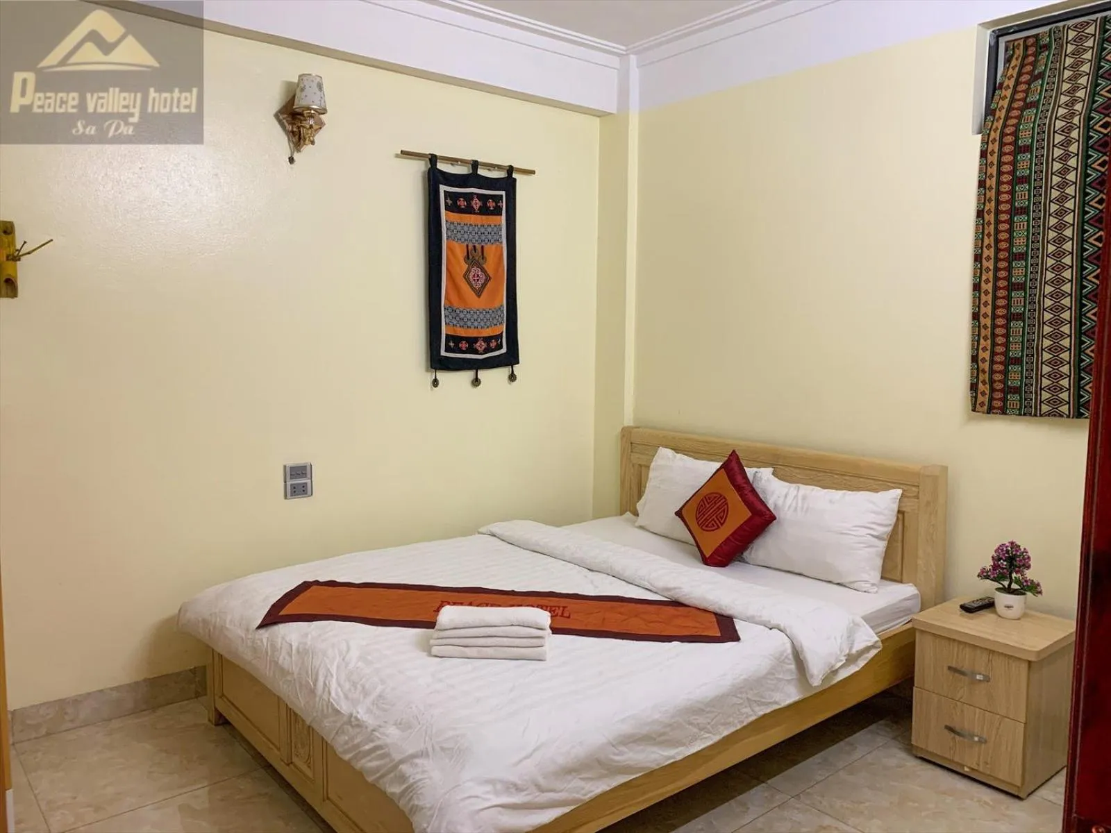 Bed in SaPa Peace Valley hotel