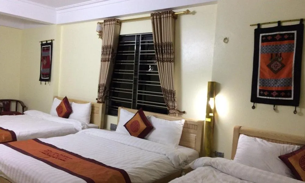 Bed in SaPa Peace Valley hotel