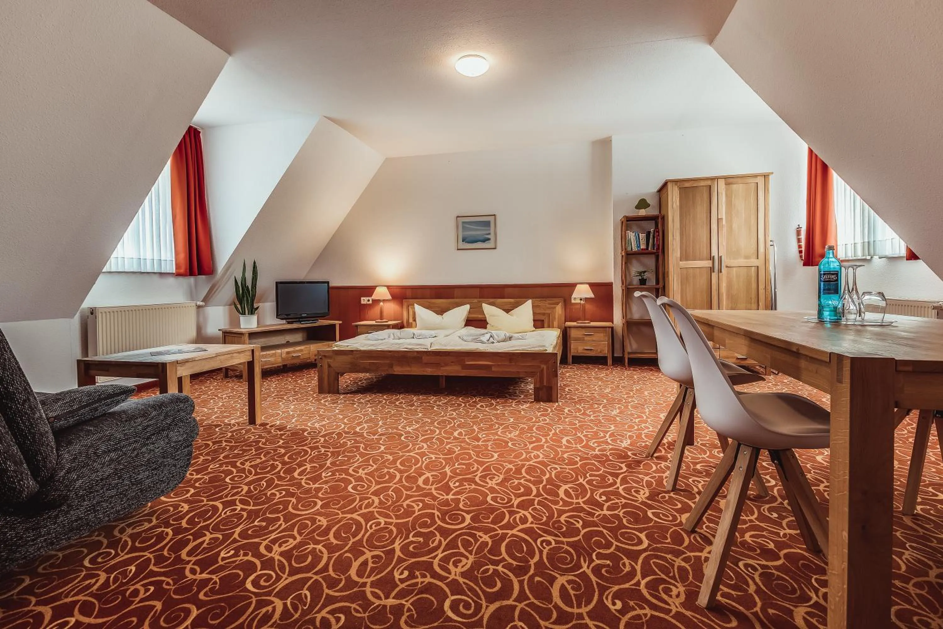 Photo of the whole room in Landhotel Lewitz Mühle