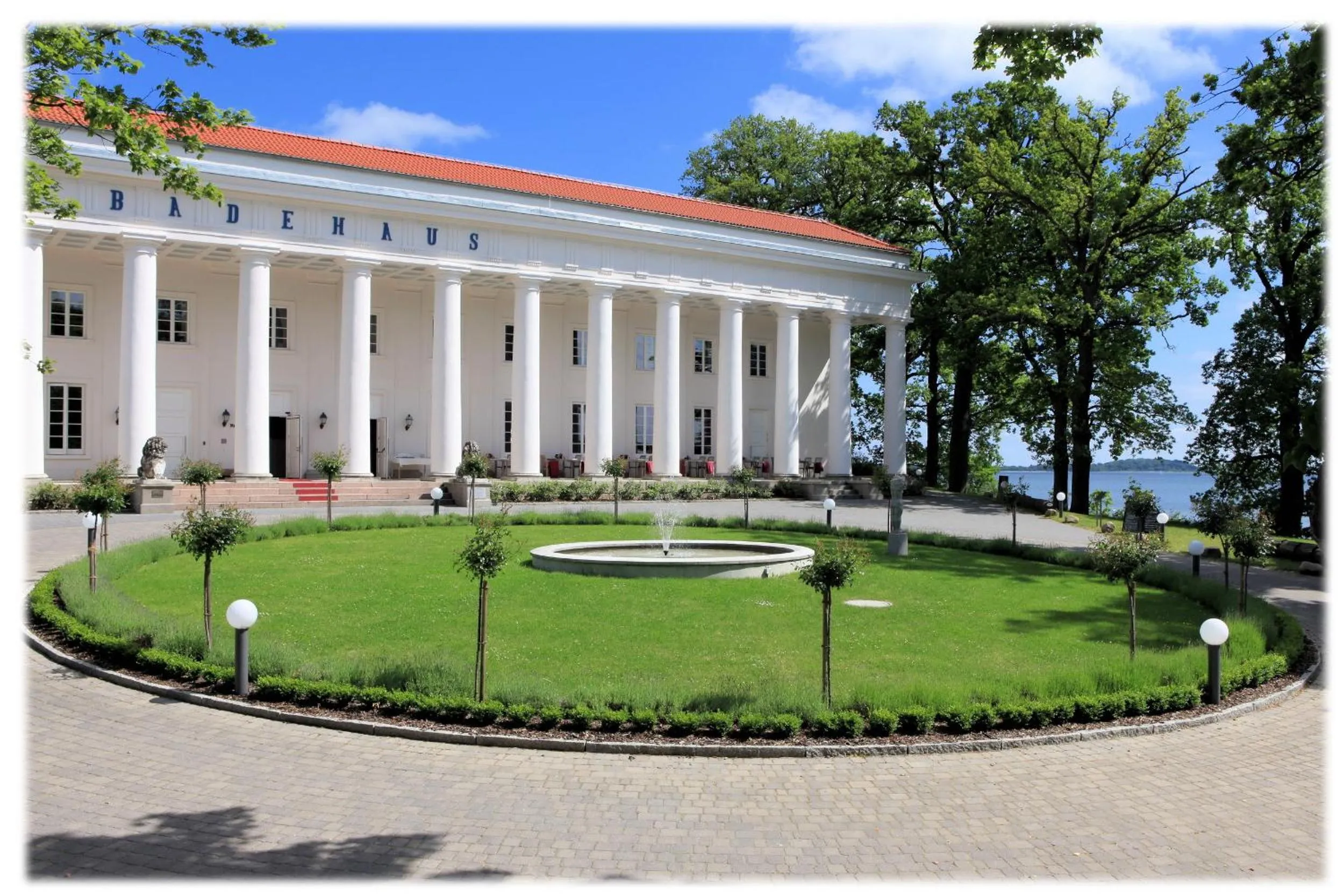 Facade/entrance in Hotel Badehaus Goor