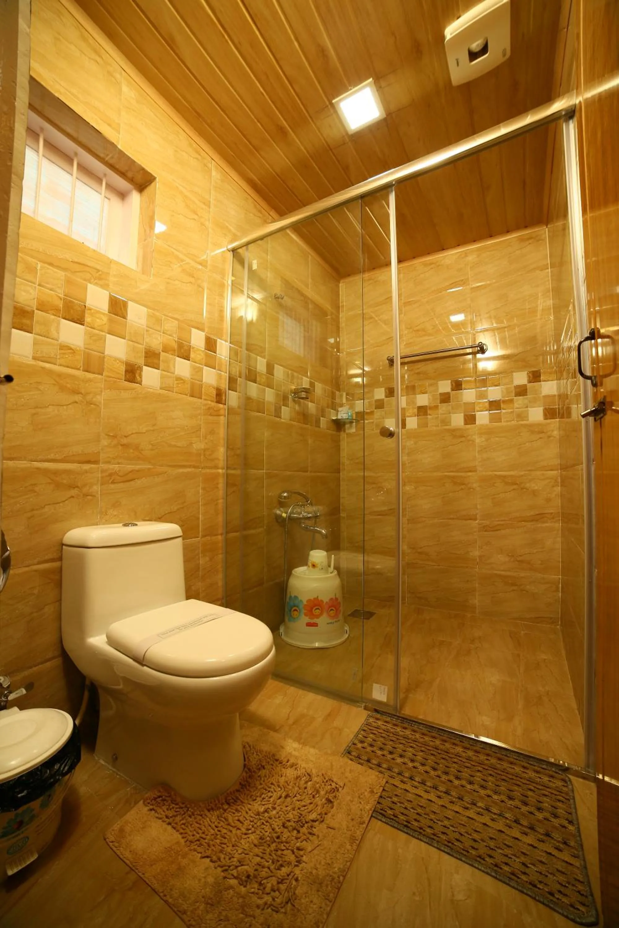 Bathroom in Holiday Heaven Munnar