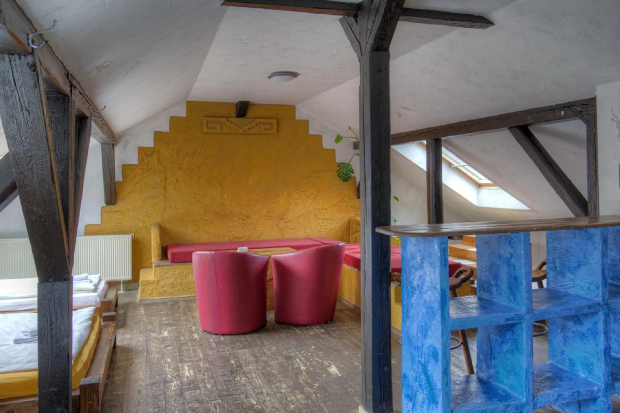 Seating area, Bed in Gästehaus Mezcalero