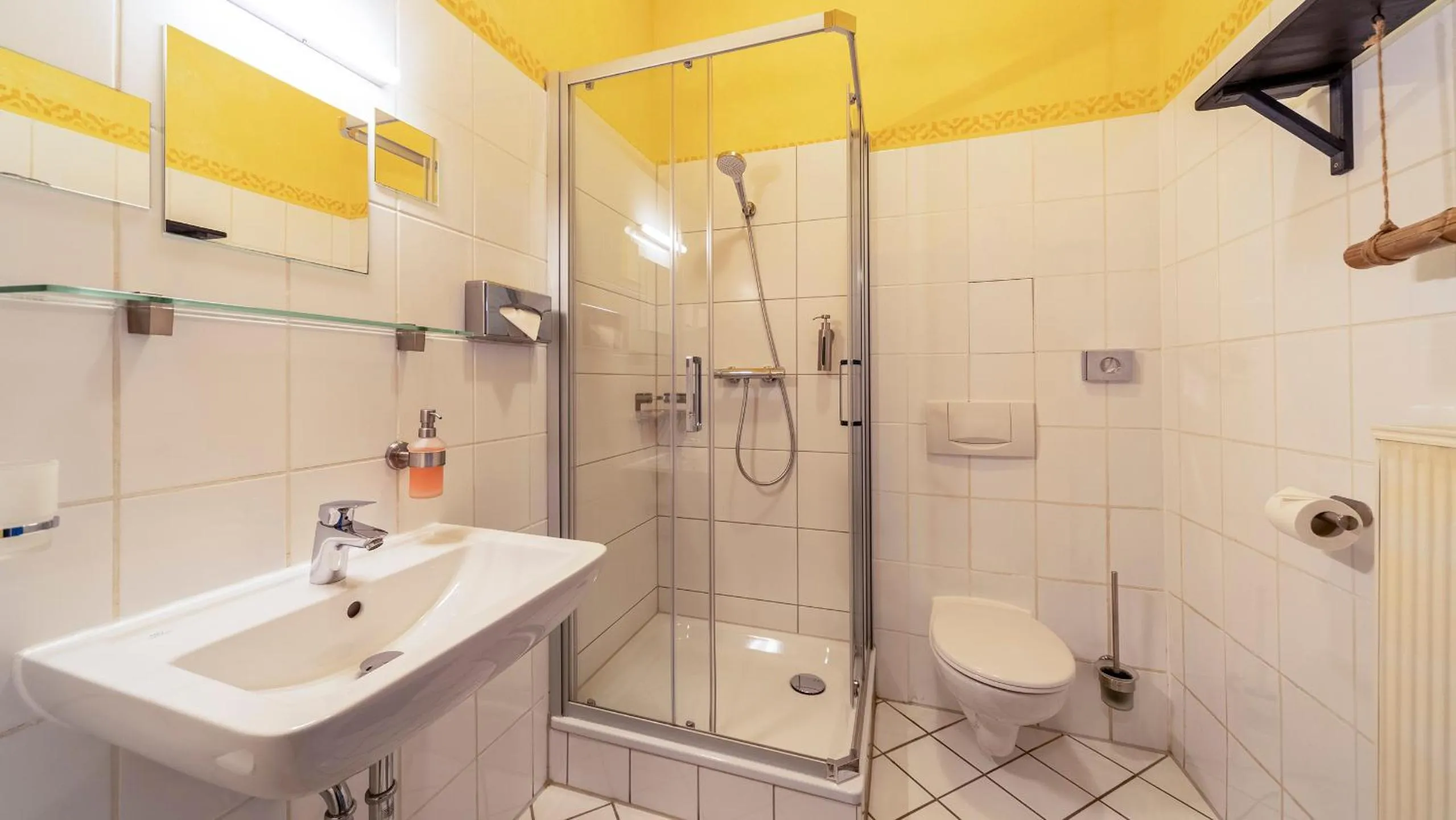 Bathroom in Gästehaus Mezcalero