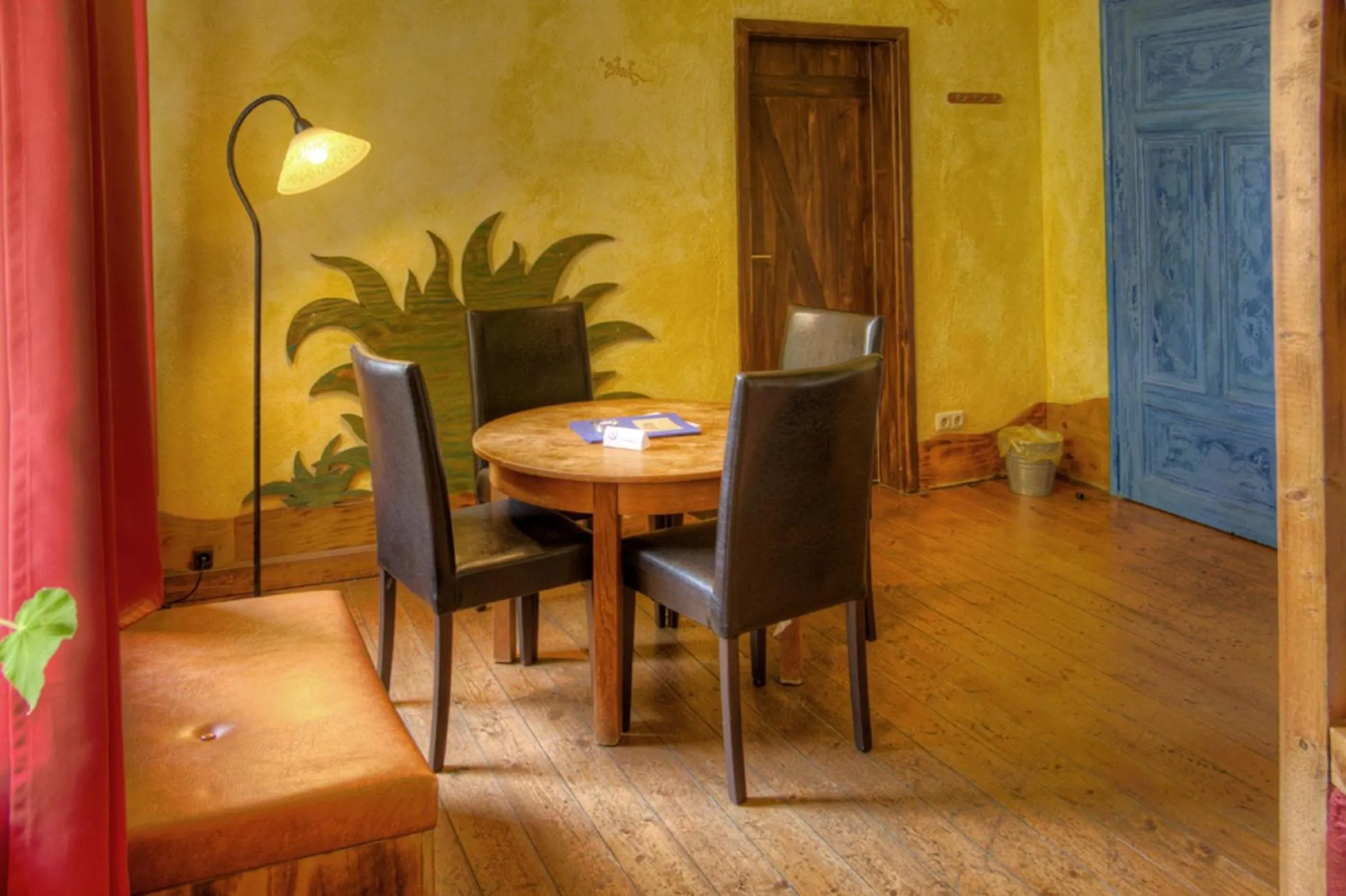 Decorative detail in Gästehaus Mezcalero