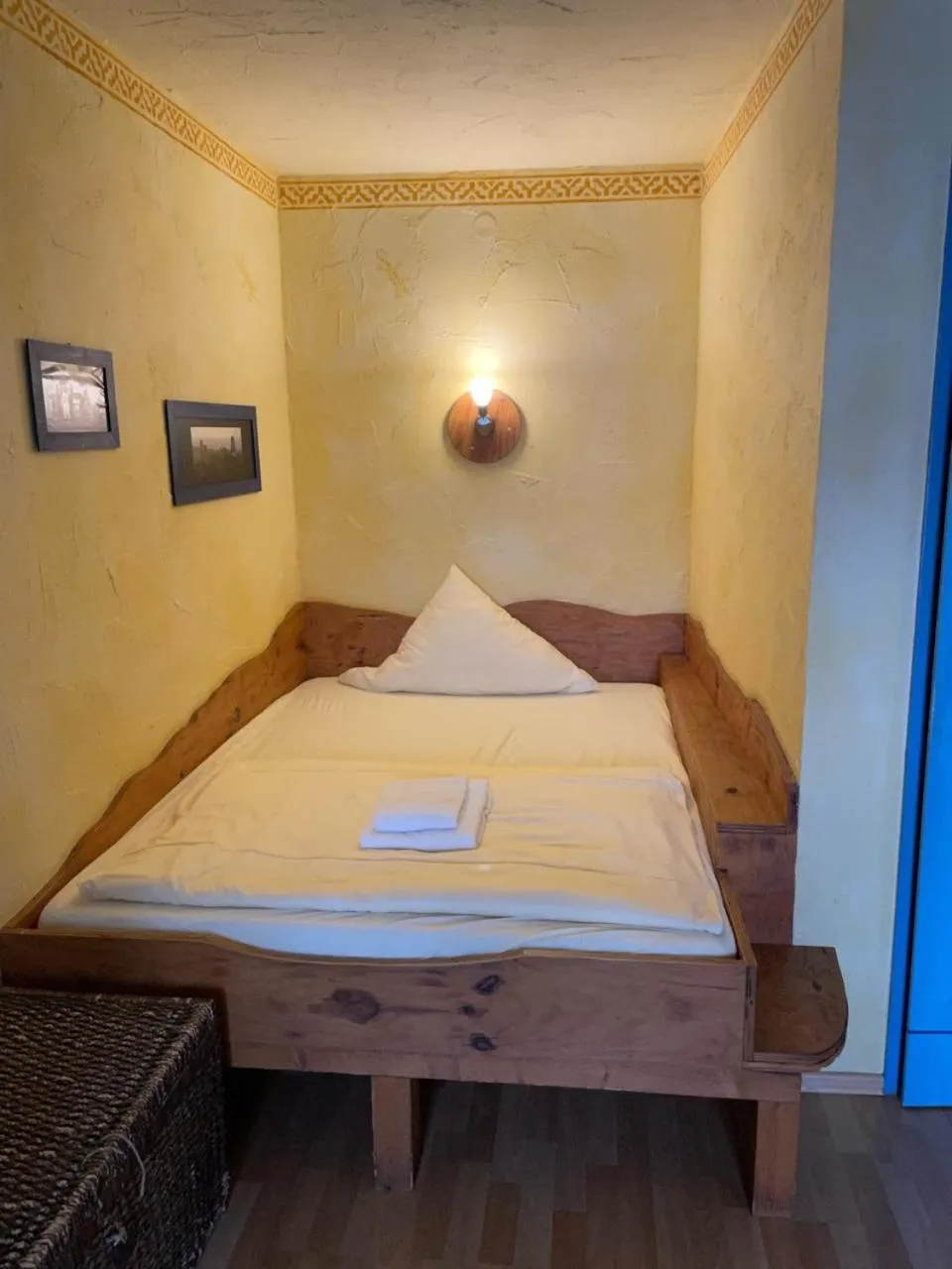 Bed in Gästehaus Mezcalero