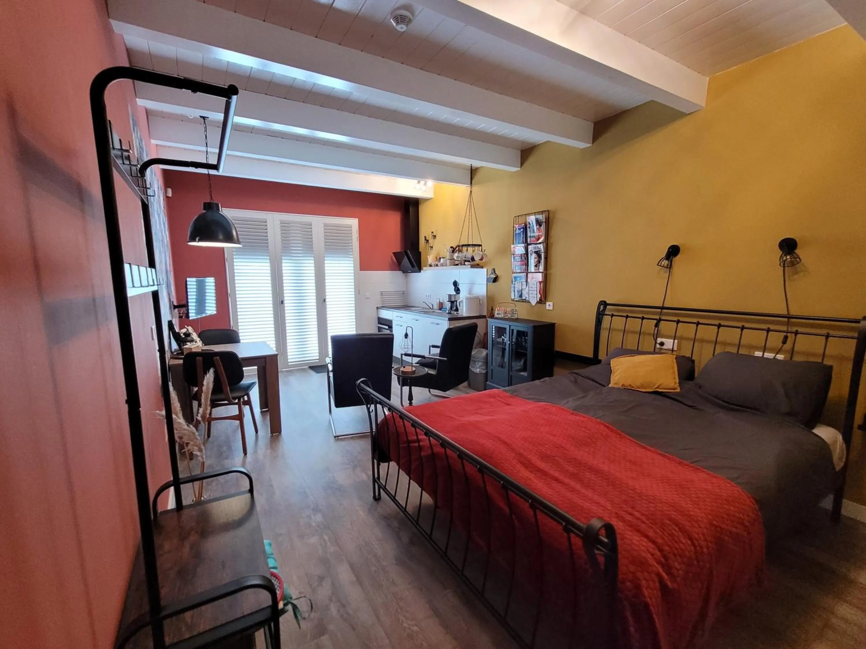 Bed in B&B Buutegeweun