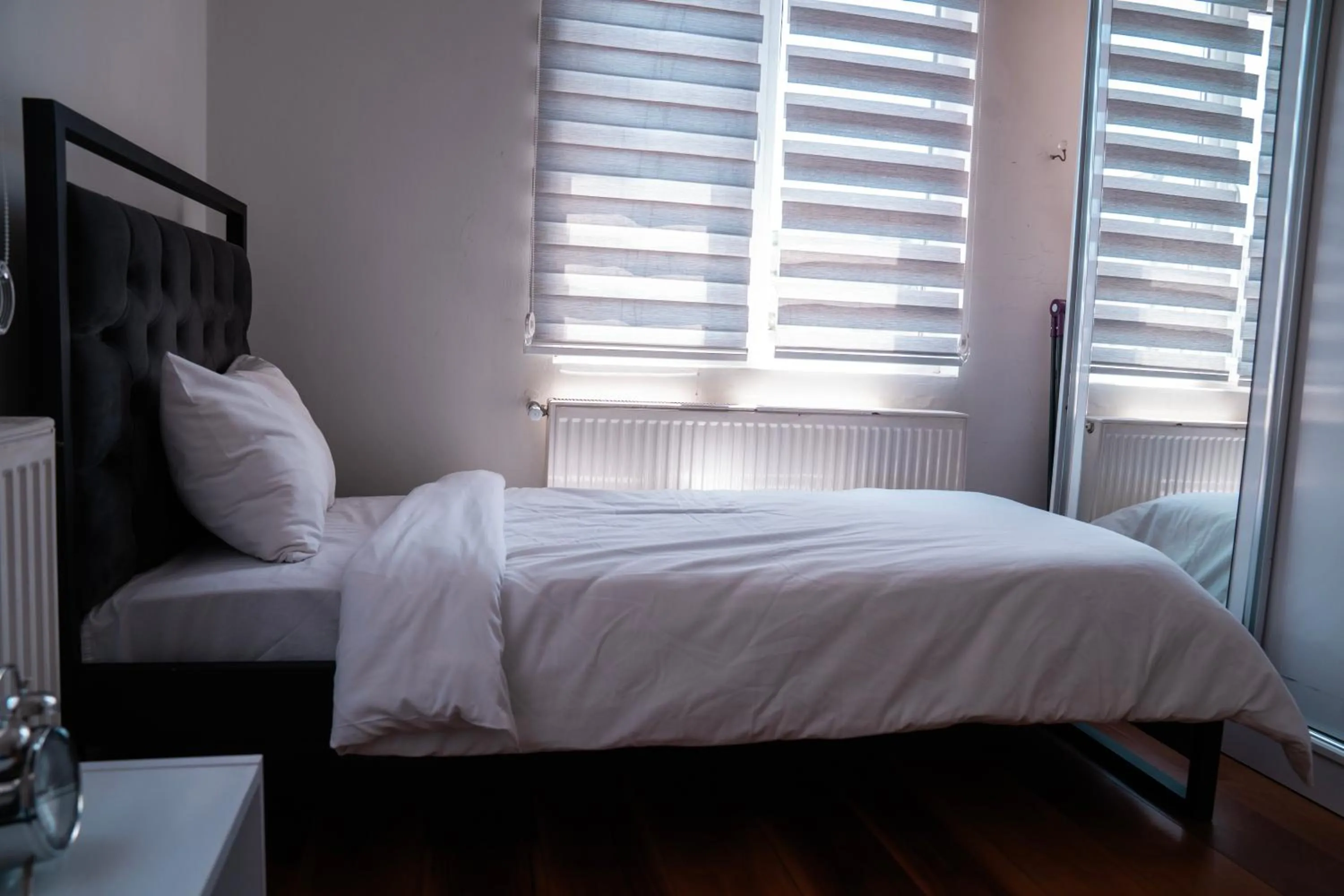 Bed in Taxim No1 Suites