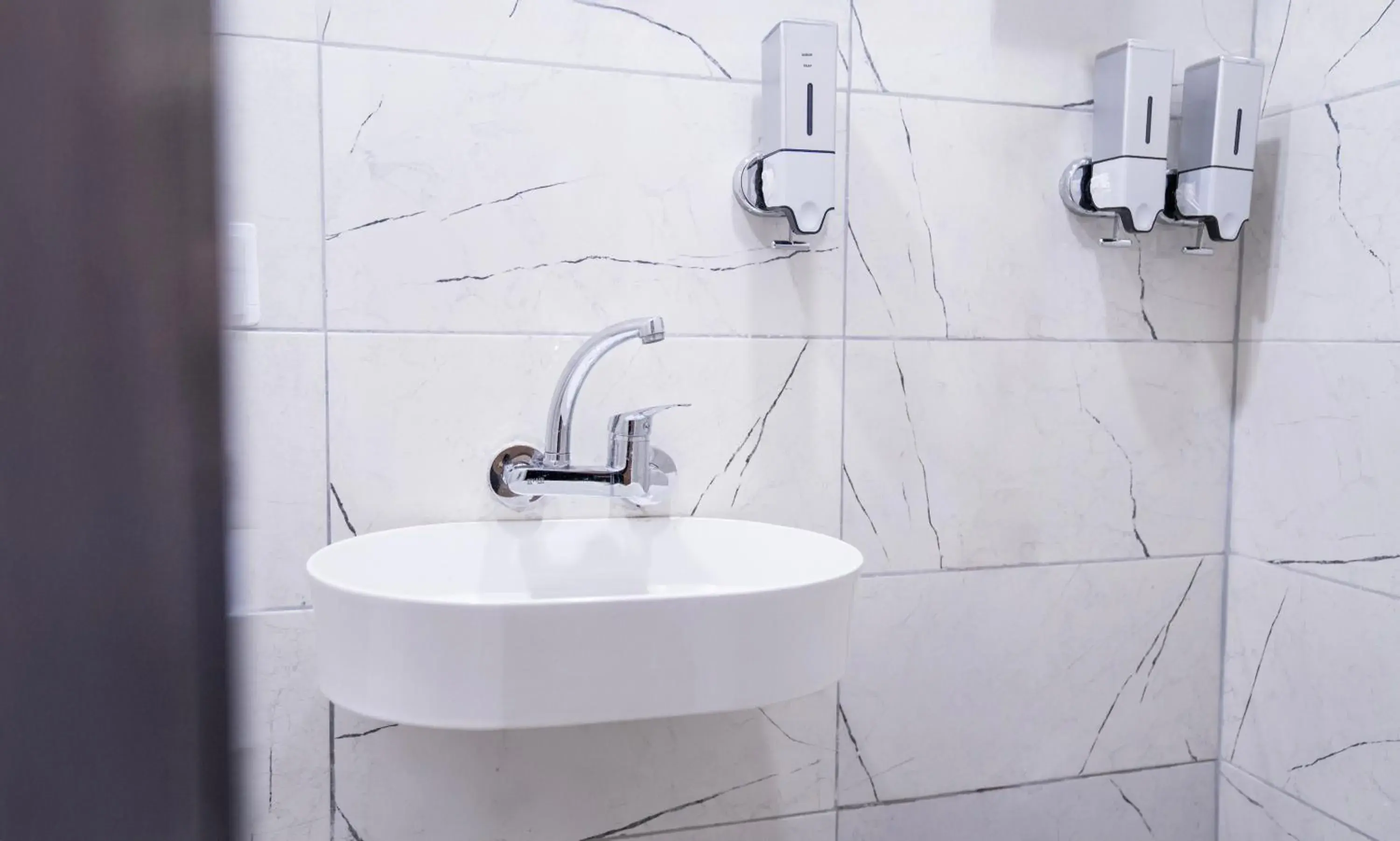 Budget Single Room in Taksim No1 Suites Budget Single Room in Taksim No1 Suites