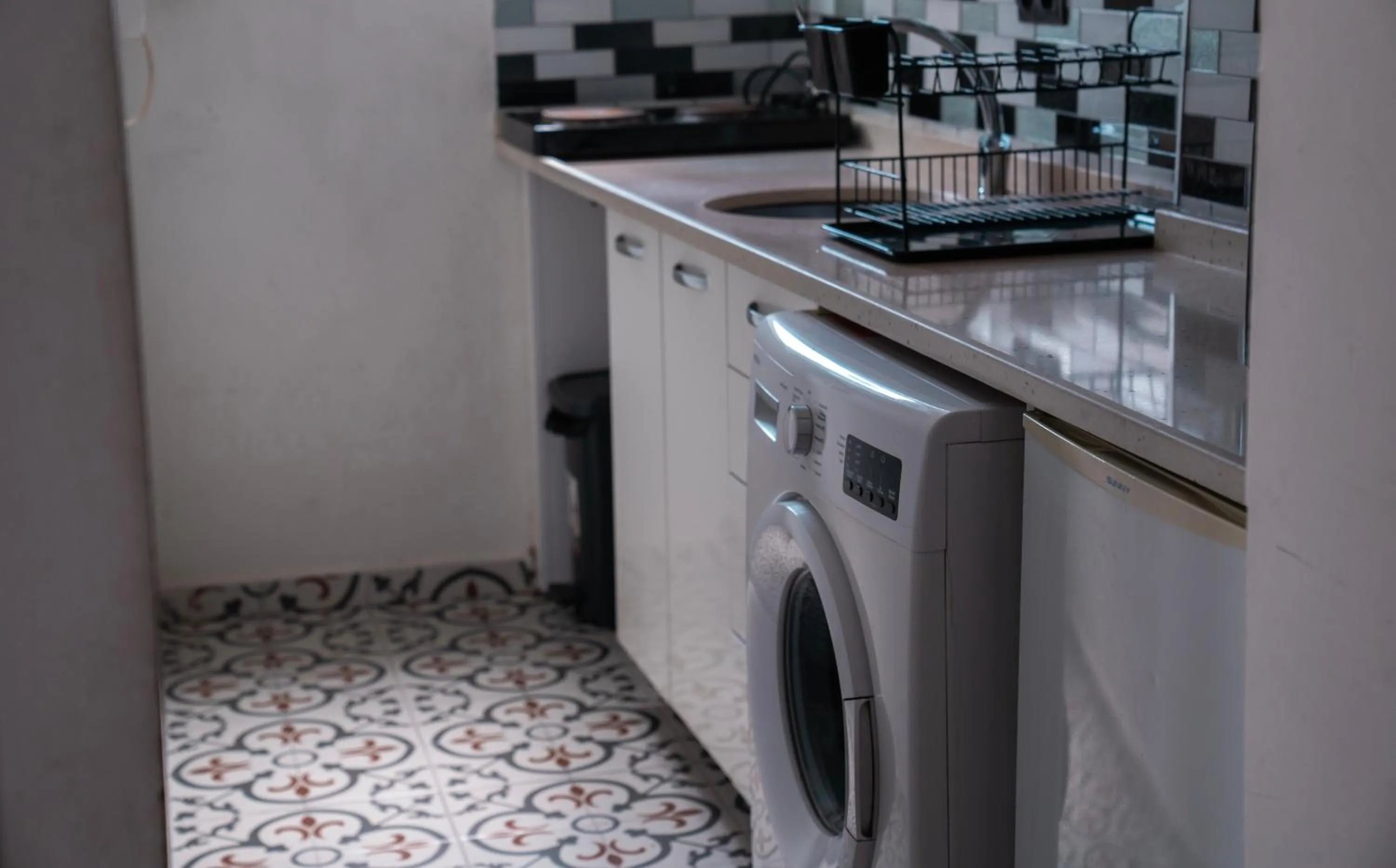 washing machine in Taxim No1 Suites