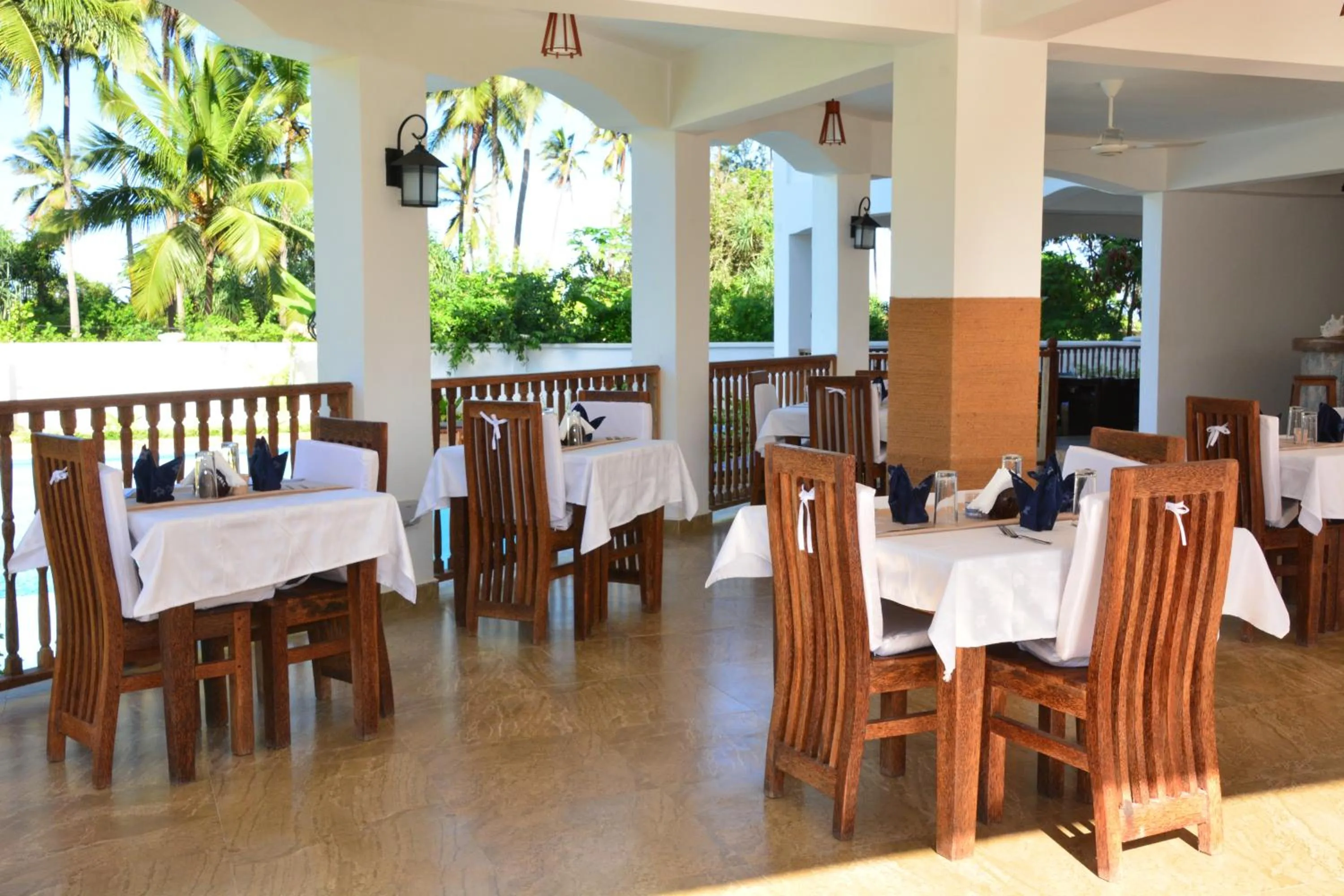 Restaurant/places to eat in Zanoceanique Hotel