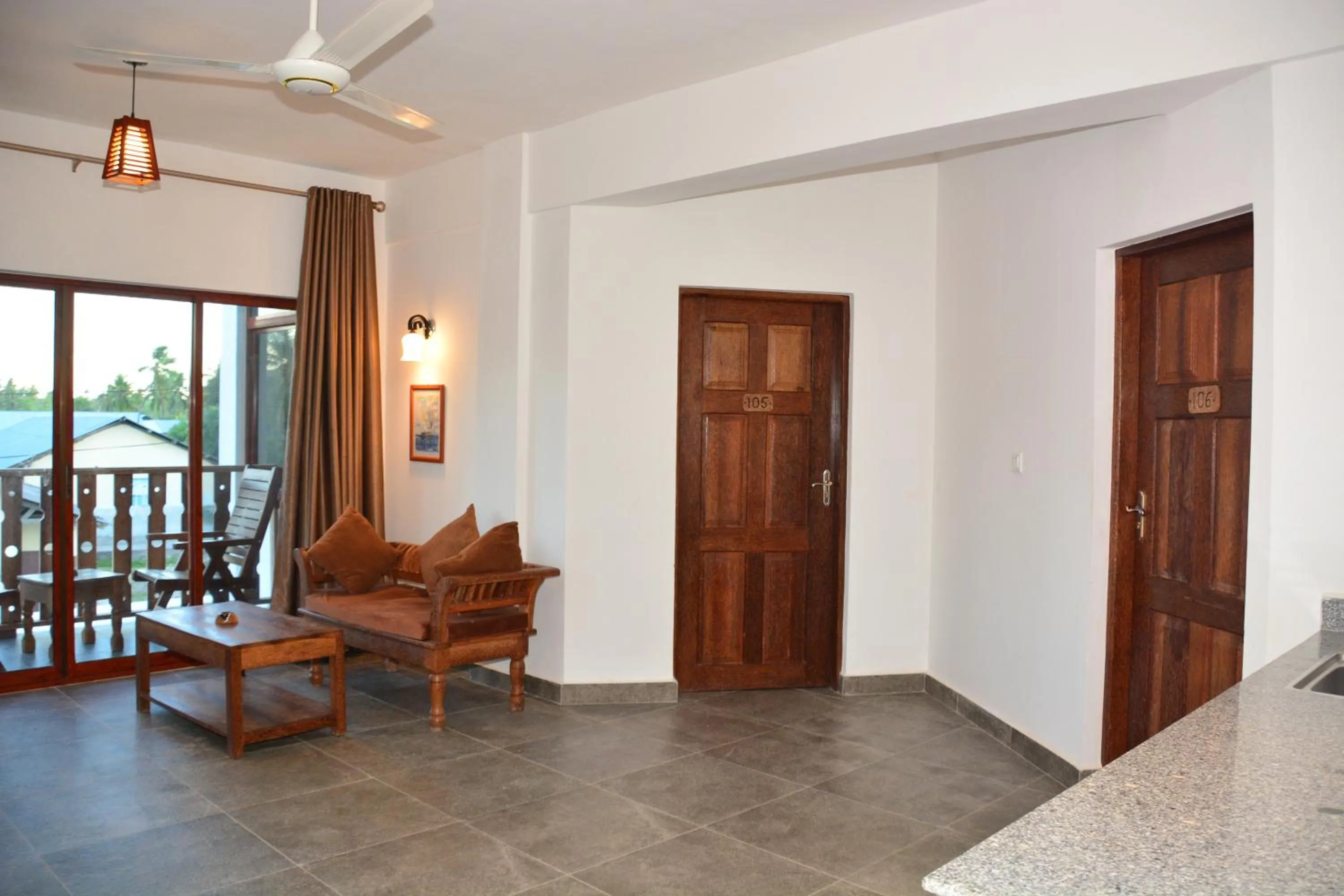 Seating area in Zanoceanique Hotel